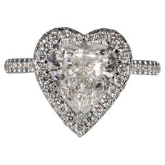 Bague de fiançailles en platine GIA en forme de coeur avec un diamant Halo de 3::01ctw