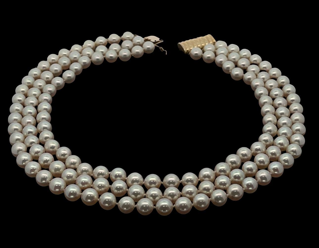 --Stones:--
138 Genuine Cultured Saltwater Akoya Pearls - Round Shape - White Color w/ Pink Overtone - Excellent Luster - TOP QUALITY -  7.96-8.49mm exact See Certification Details Below

Material: String w/ Solid 14k Yellow Gold Clasp
Weight: