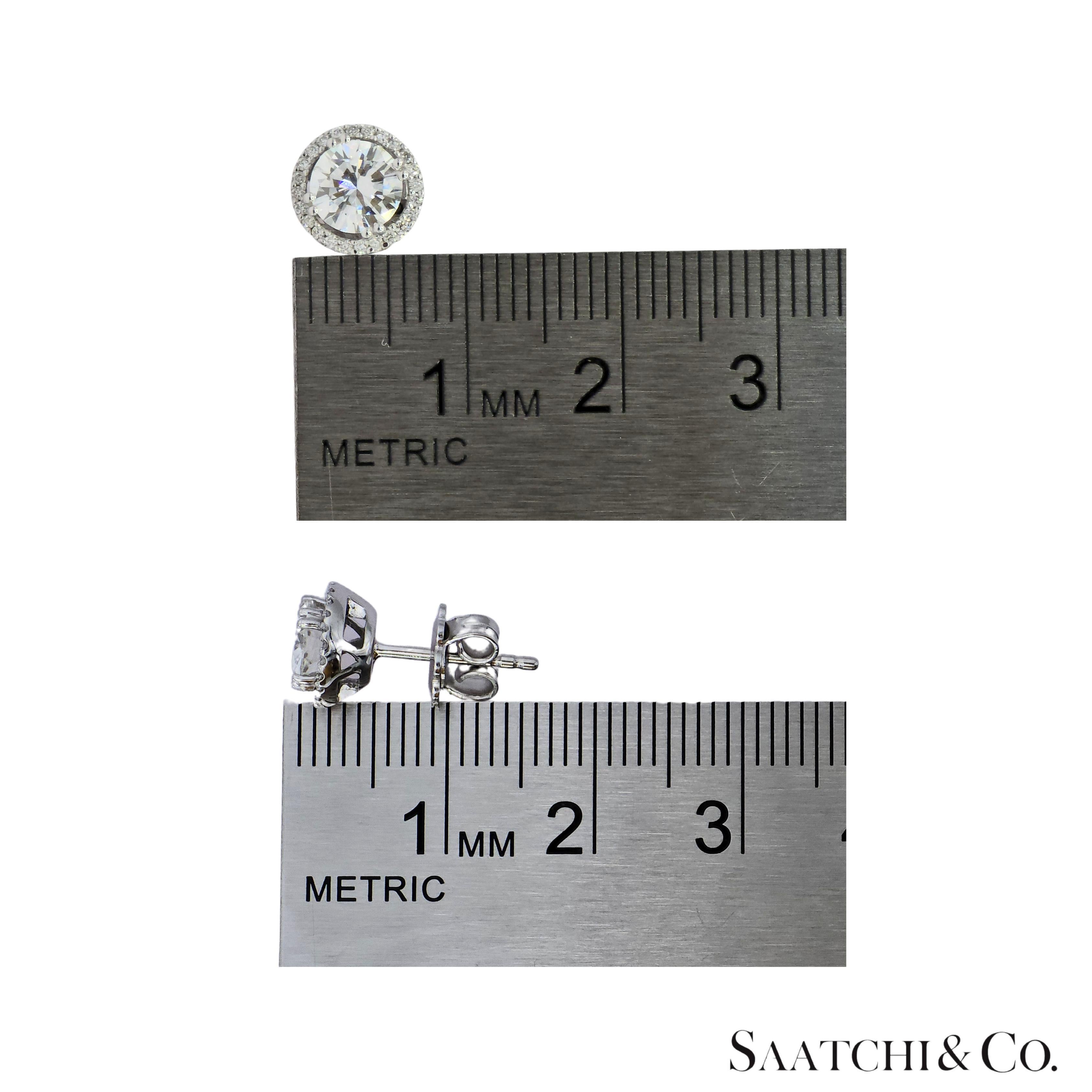 GIA Hilo Stud Orecchino con diamante naturale in oro bianco 18 carati in vendita 4