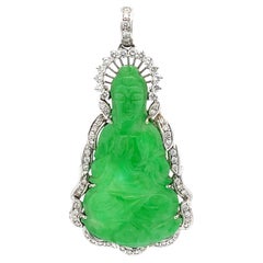 Colgante con halo de diamantes y buda de jadeíta GIA Oro blanco 18k