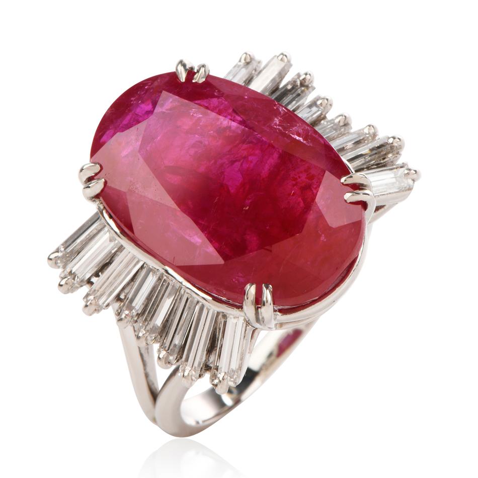 GIA Large 9.10 Carats Natural No Heat Ruby Diamond Platinum Cocktail Ring For Sale 4