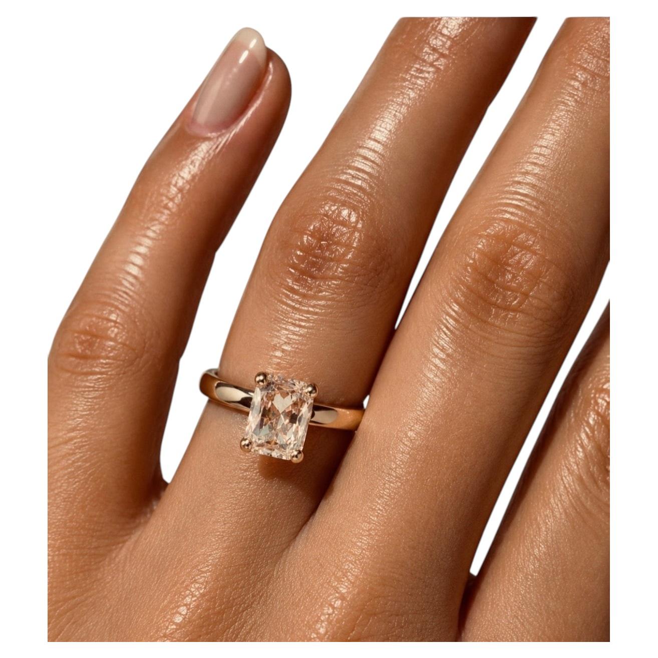 What is a yellow diamond?