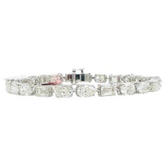 GIA Pulsera de Diamantes Blancos de Forma Mixta de Este a Oeste en Oro Blanco de 18 K