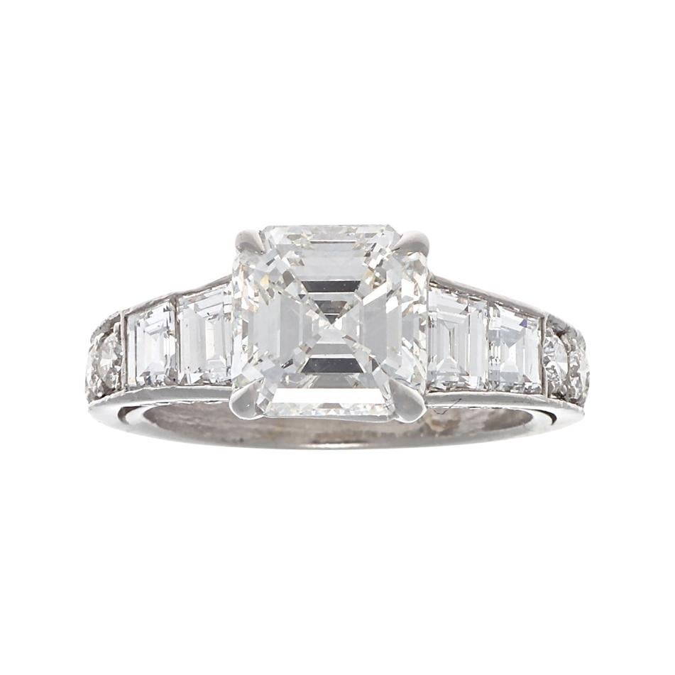 GIA Modern 2.05 Carat G VS2 Square Emerald Cut Diamond Platinum Ring