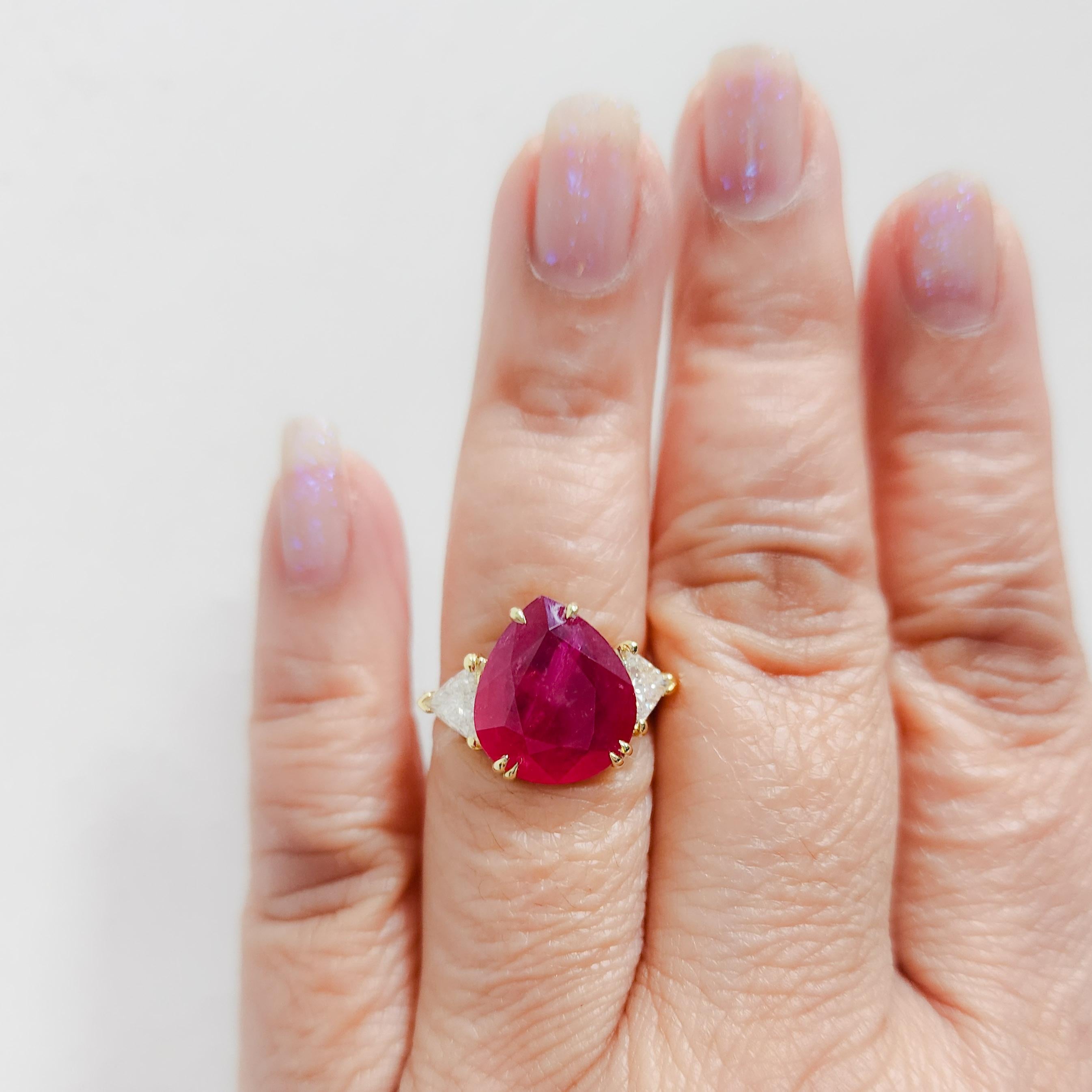 Pear Cut GIA Mozambique Ruby Pear and White Diamond Trillion Three Stone Ring For Sale