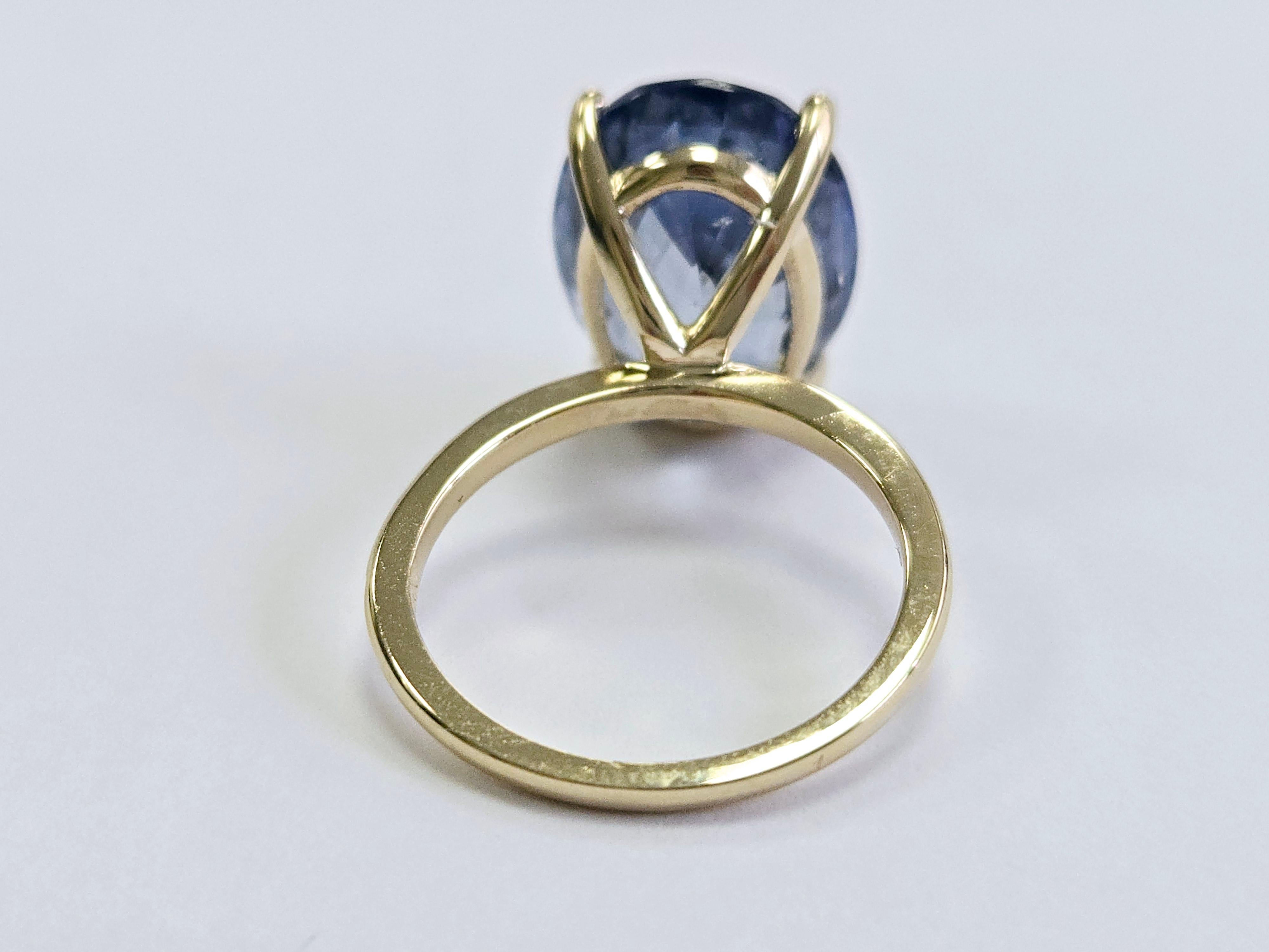 Bague en or jaune 14 carats avec saphir ovale naturel de 11,78 carats certifié GIA Pour femmes en vente