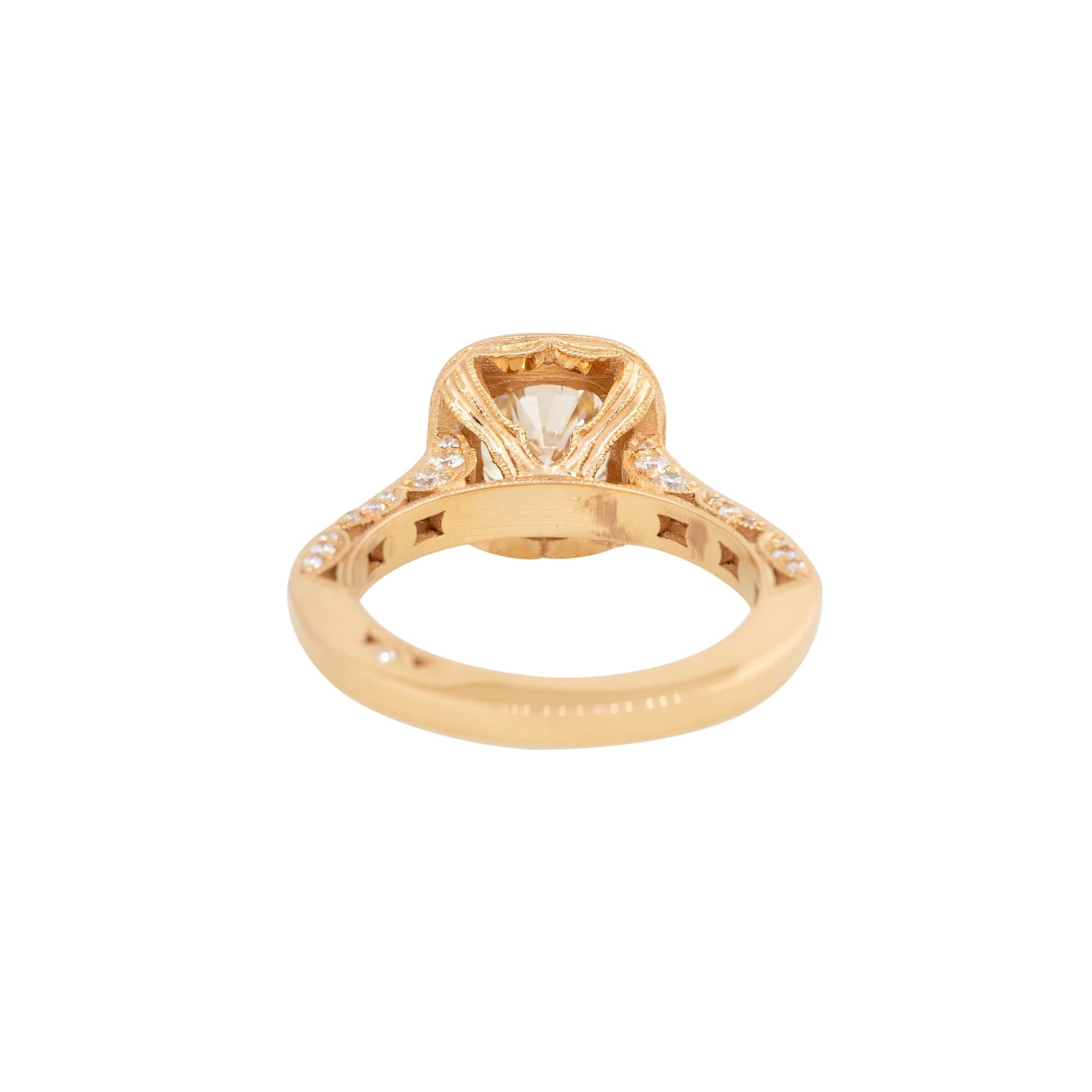 GIA Natural 1.63 Carat Round Brilliant Diamond 18 Karat Engagement Ring In Stock In Excellent Condition For Sale In Boca Raton, FL