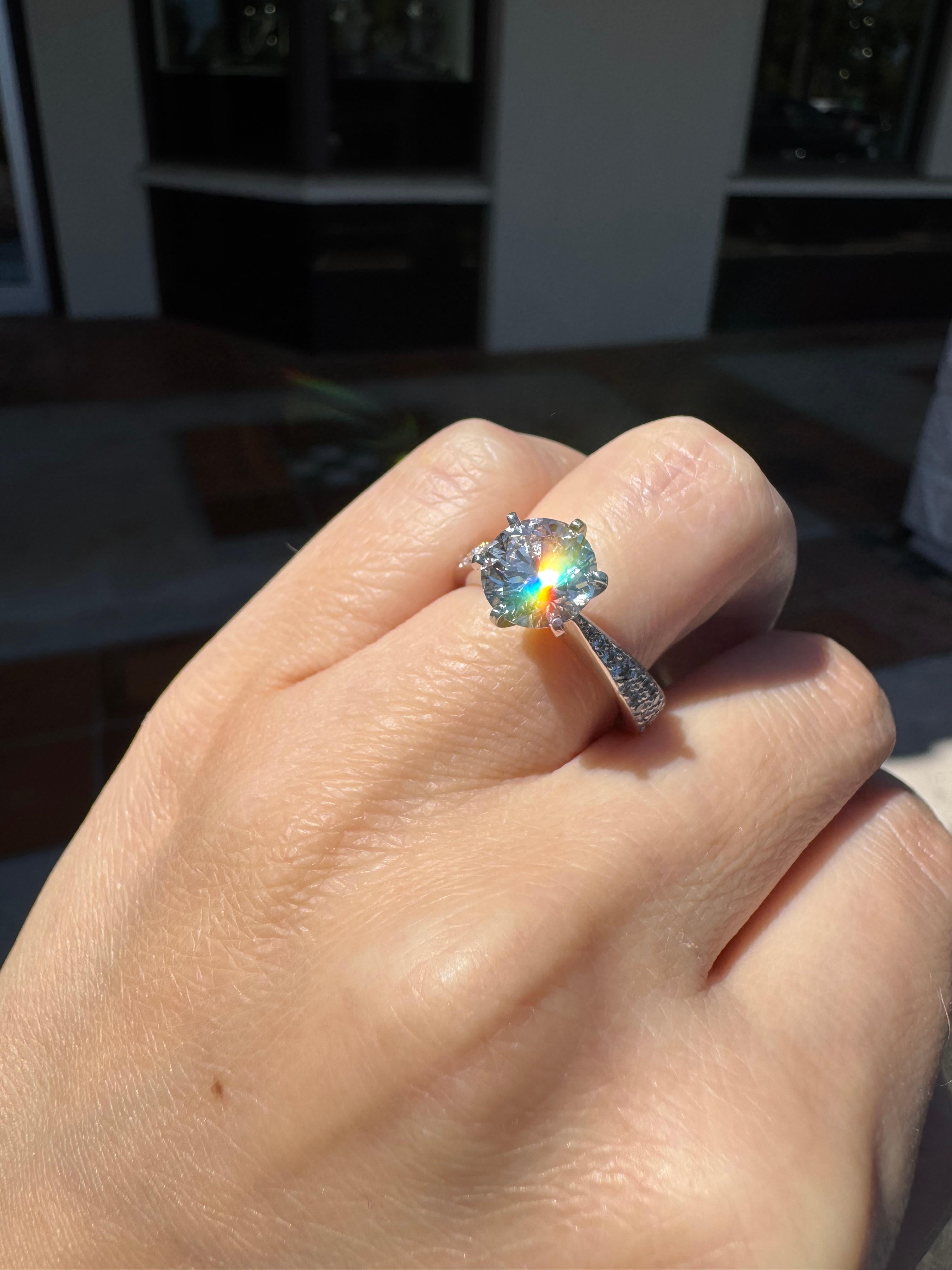 GIA Natural 2.13 Carat Round Brilliant-Cut Diamond Engagement Ring In Stock For Sale 5