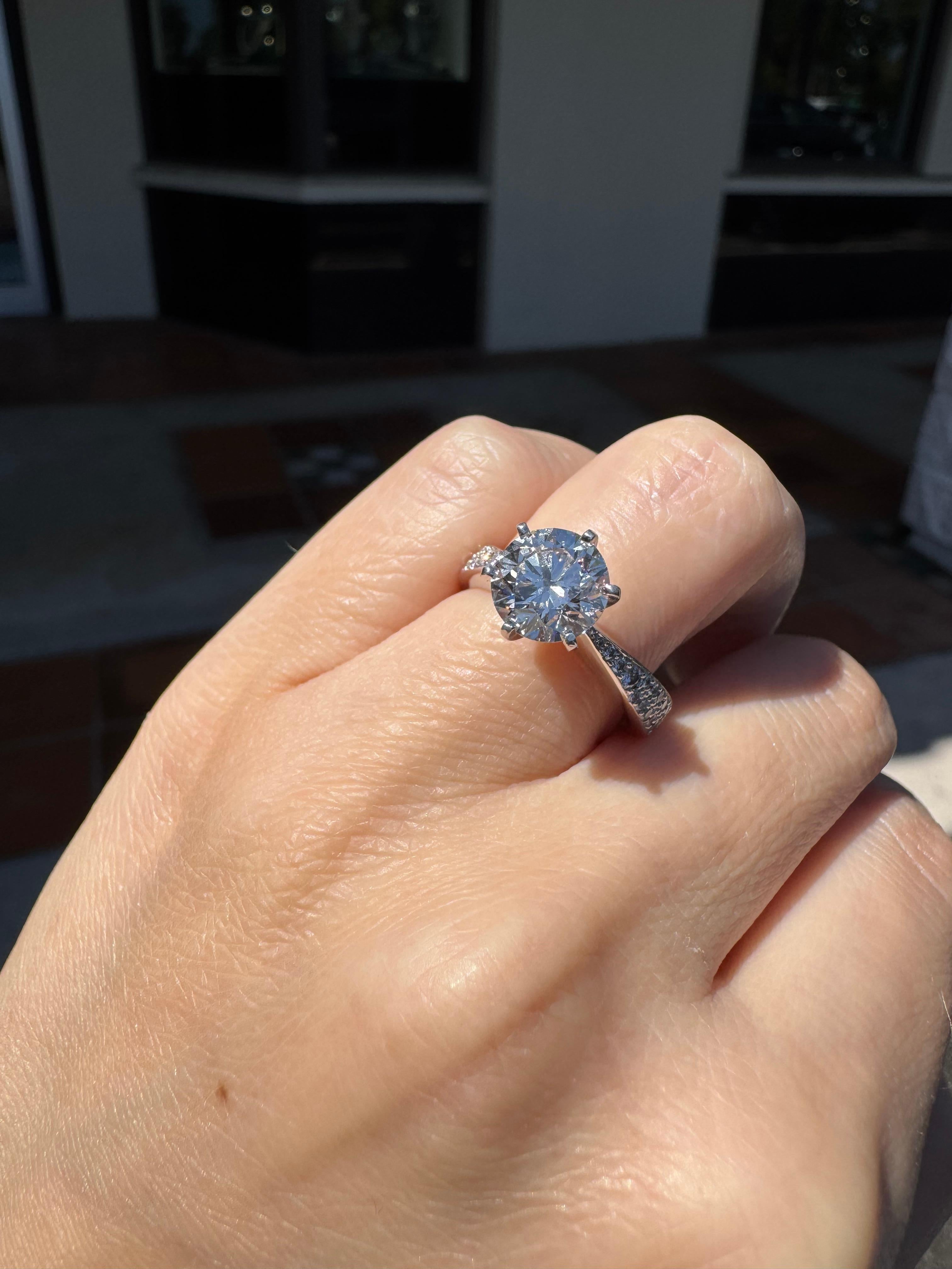 GIA Natural 2.13 Carat Round Brilliant-Cut Diamond Engagement Ring In Stock For Sale 6