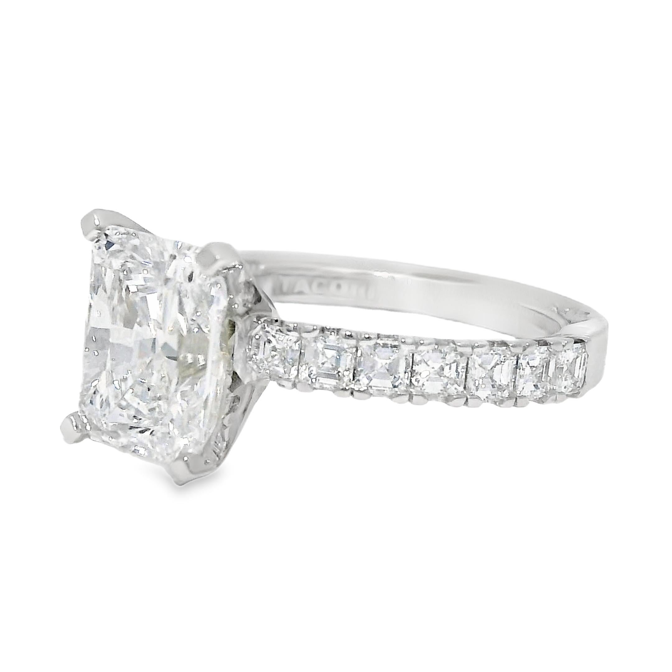 GIA Natural 3.01 Carat Radiant-Cut Diamond Platinum Engagement Ring In Stock For Sale 3