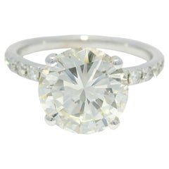 GIA Anello di fidanzamento naturale con diamante tondo e brillante da 3,06 carati 18 carati In magazzino