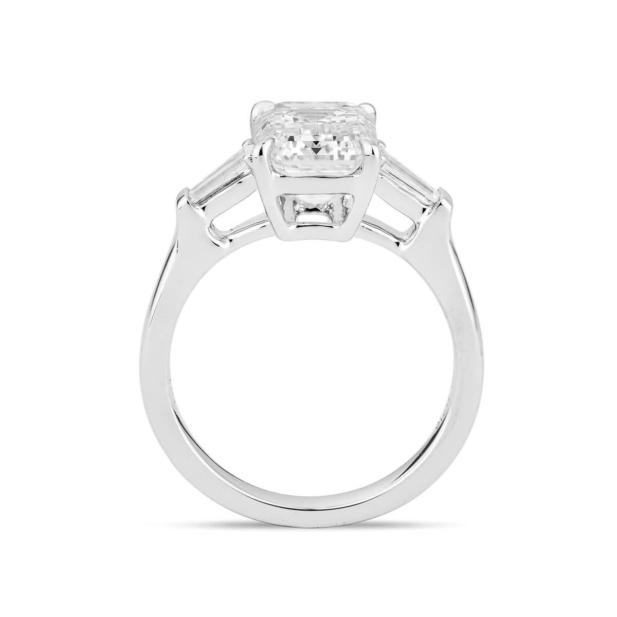 GIA Natural 3.37 Carat Emerald Cut White Diamond 18 Karat Gold Engagement Ring In New Condition In London, GB