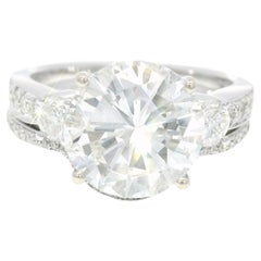 GIA Natural 3.51 Carat Round Brilliant Diamond 18-Karat Engagement Ring In Stock