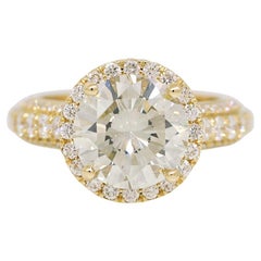 GIA Natural 4.01 Carat Round Brilliant Diamond 18-Karat Engagement Ring In Stock