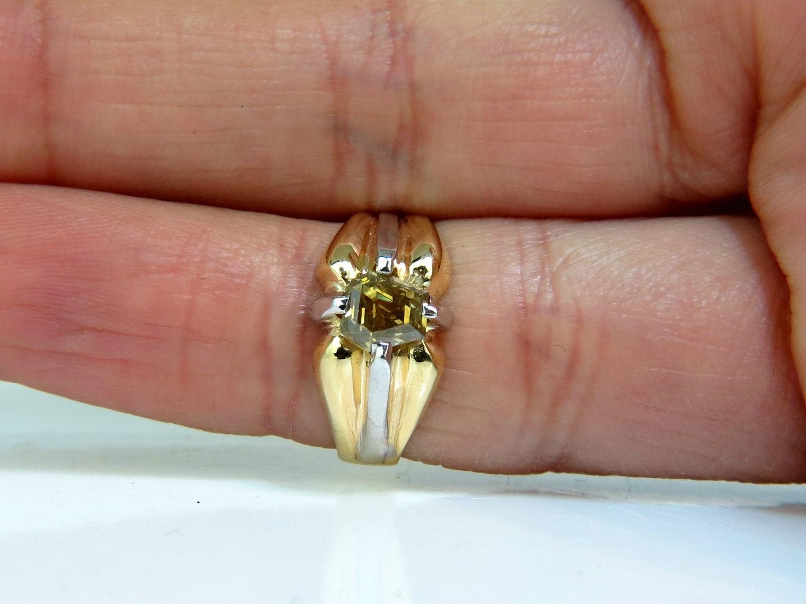 GIA Natural Fancy Green Yellow Brown 1.00 Carat Diamond Ring 18 Karat For Sale 3