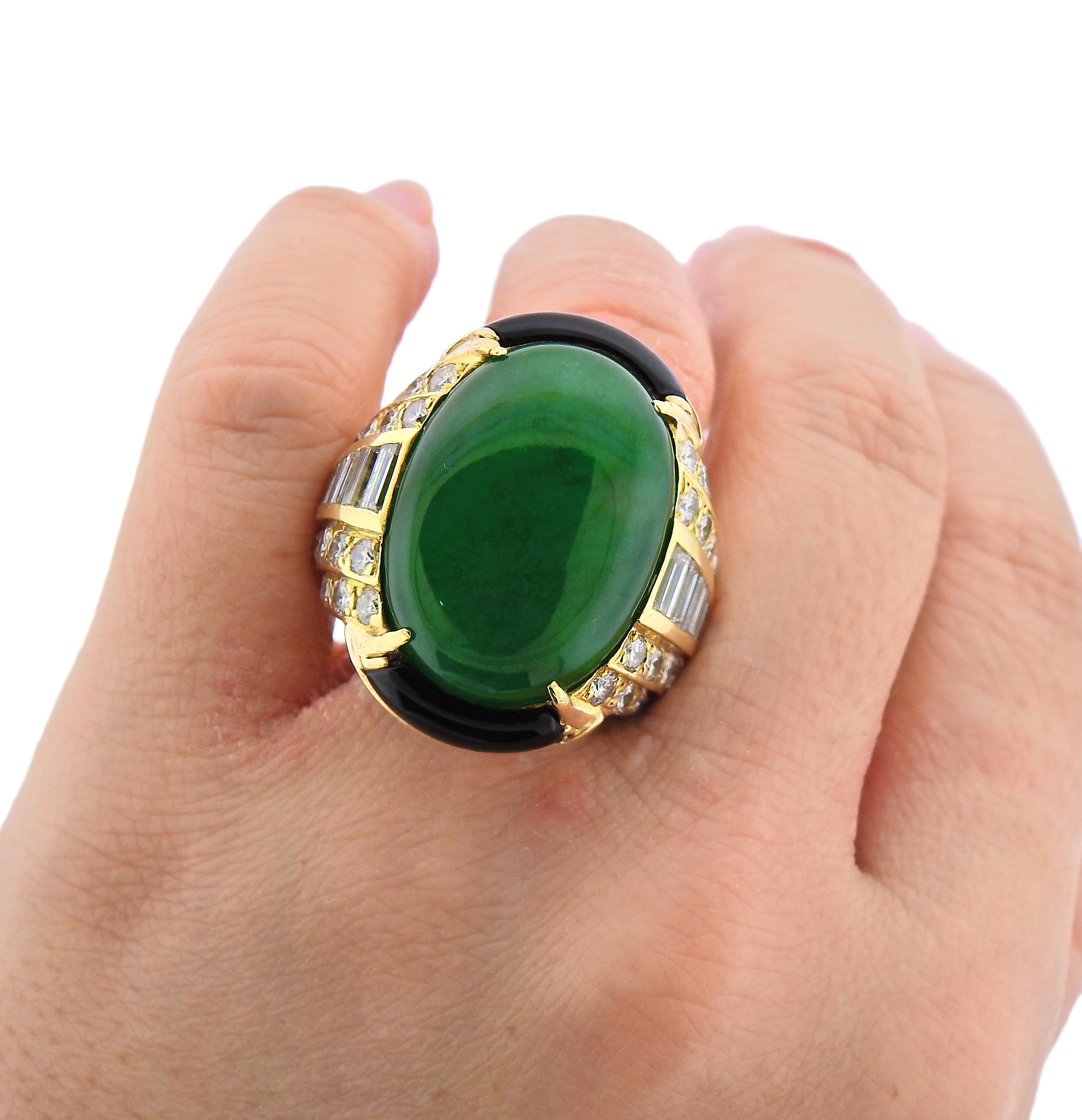 GIA Natural Jadeite Jade Onyx Diamond Gold Ring In Excellent Condition For Sale In New York, NY