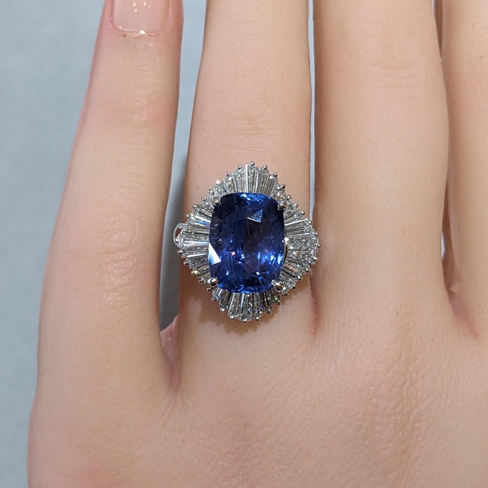 GIA Natural Unheated Burma 8.05ct. Sapphire & Diamond Ring in Platinum In Excellent Condition For Sale In La Jolla, CA