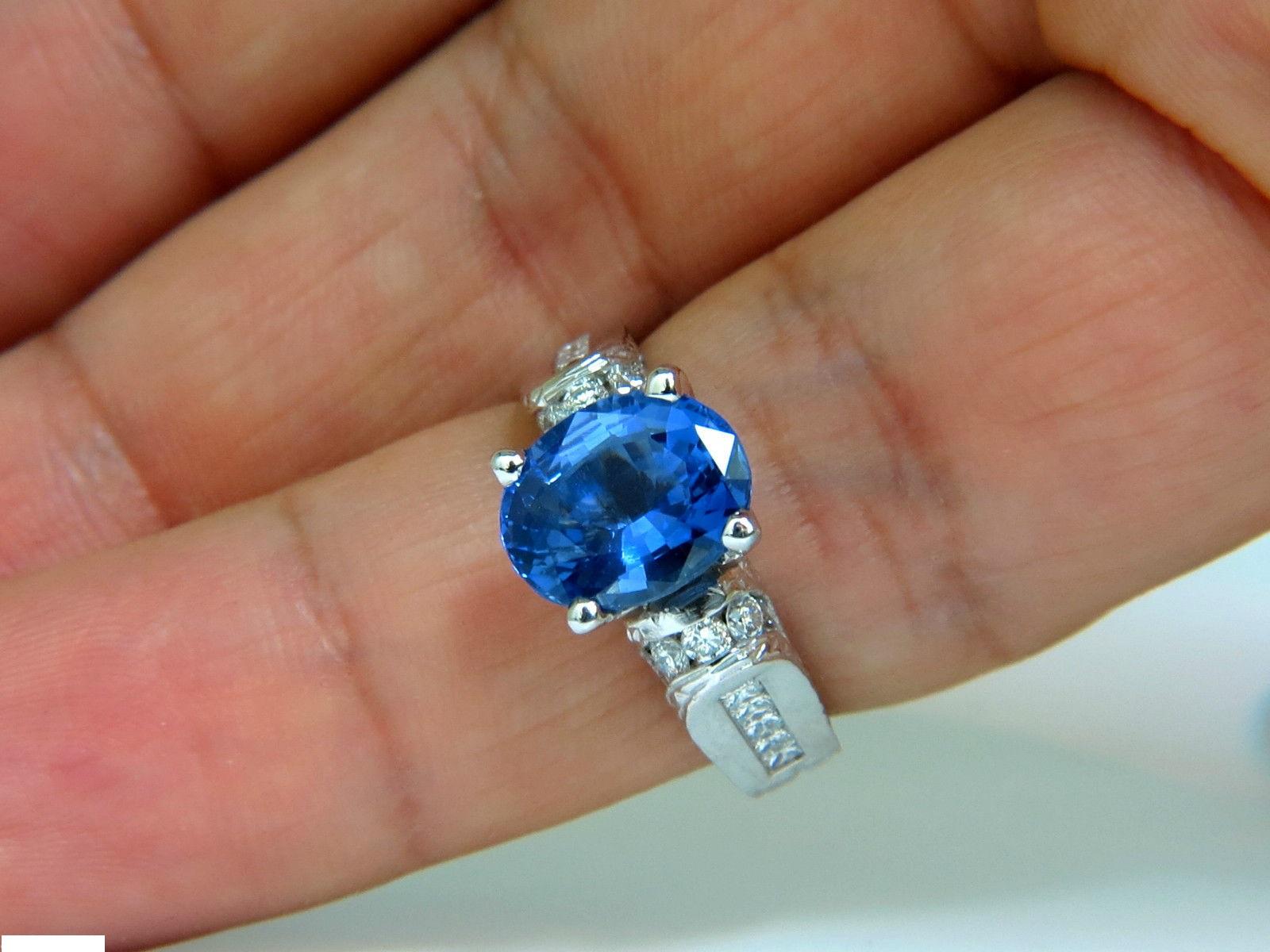 GIA Certified No Heat

3.55ct. Natural Sapphire
Amazing oval cut

Clean Clarity

Beautiful Blue sparkles throughout

The classic Cornflower color

Transparency A+

GIA NTE

(please see report scan in photo menu)



Side diamonds total: