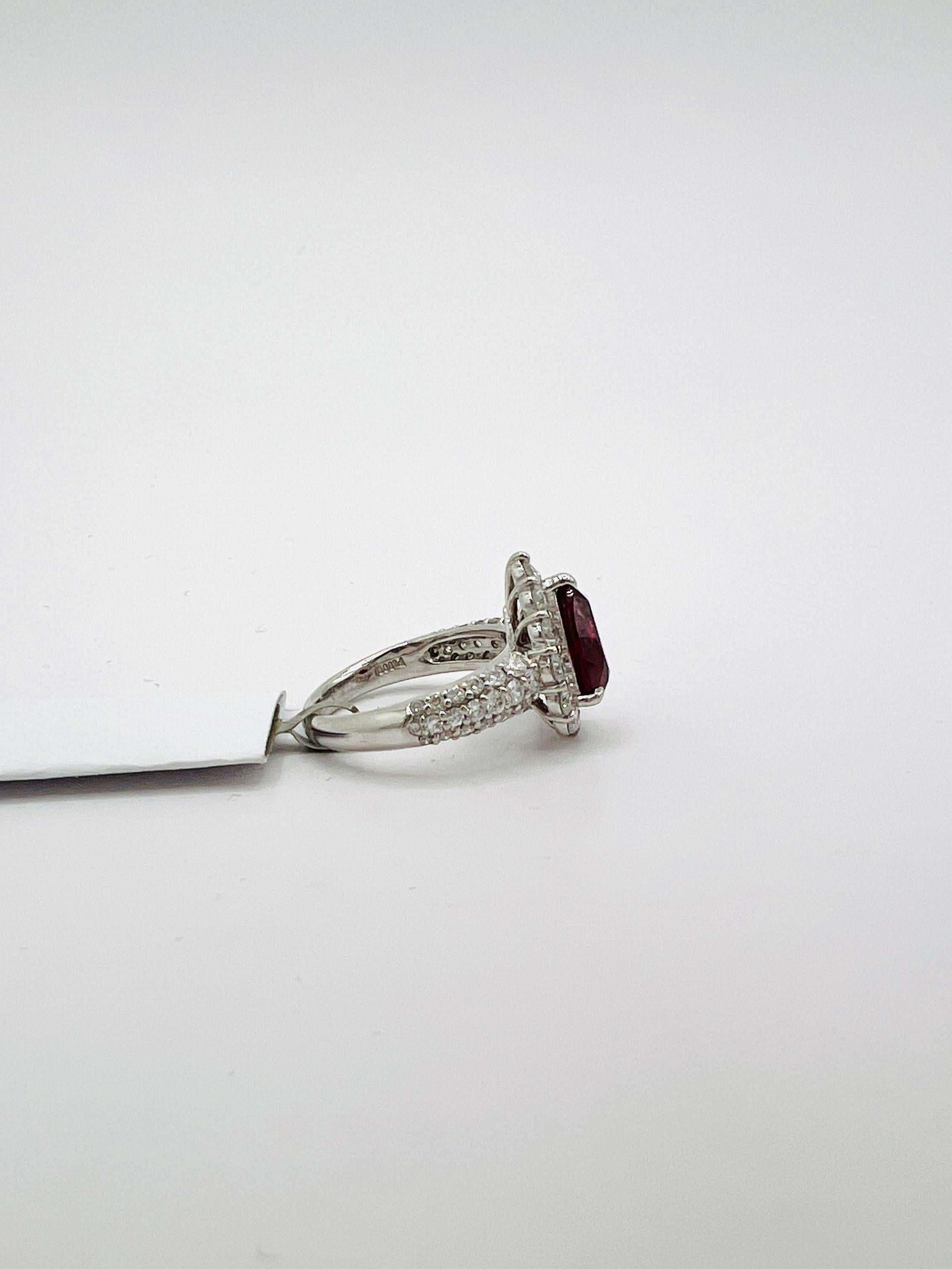 GIA Ring aus Platin mit unbehandeltem Mosambik-Rubin in Birnenform und weißem Diamanten in Platin im Angebot 3