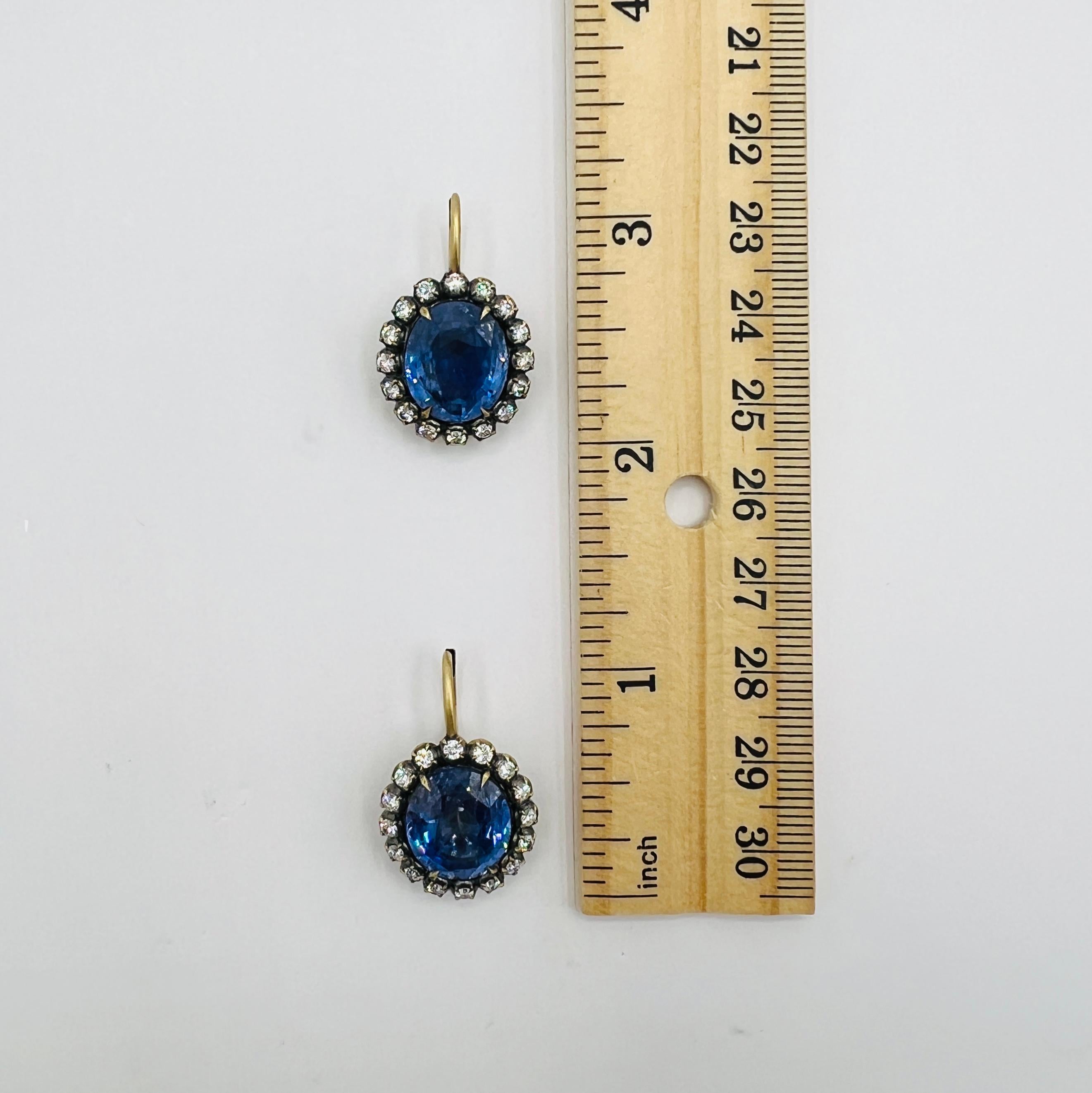 GIA No Heat Sapphire and White Diamond Dangle Earrings in 18K Yellow Gold 1