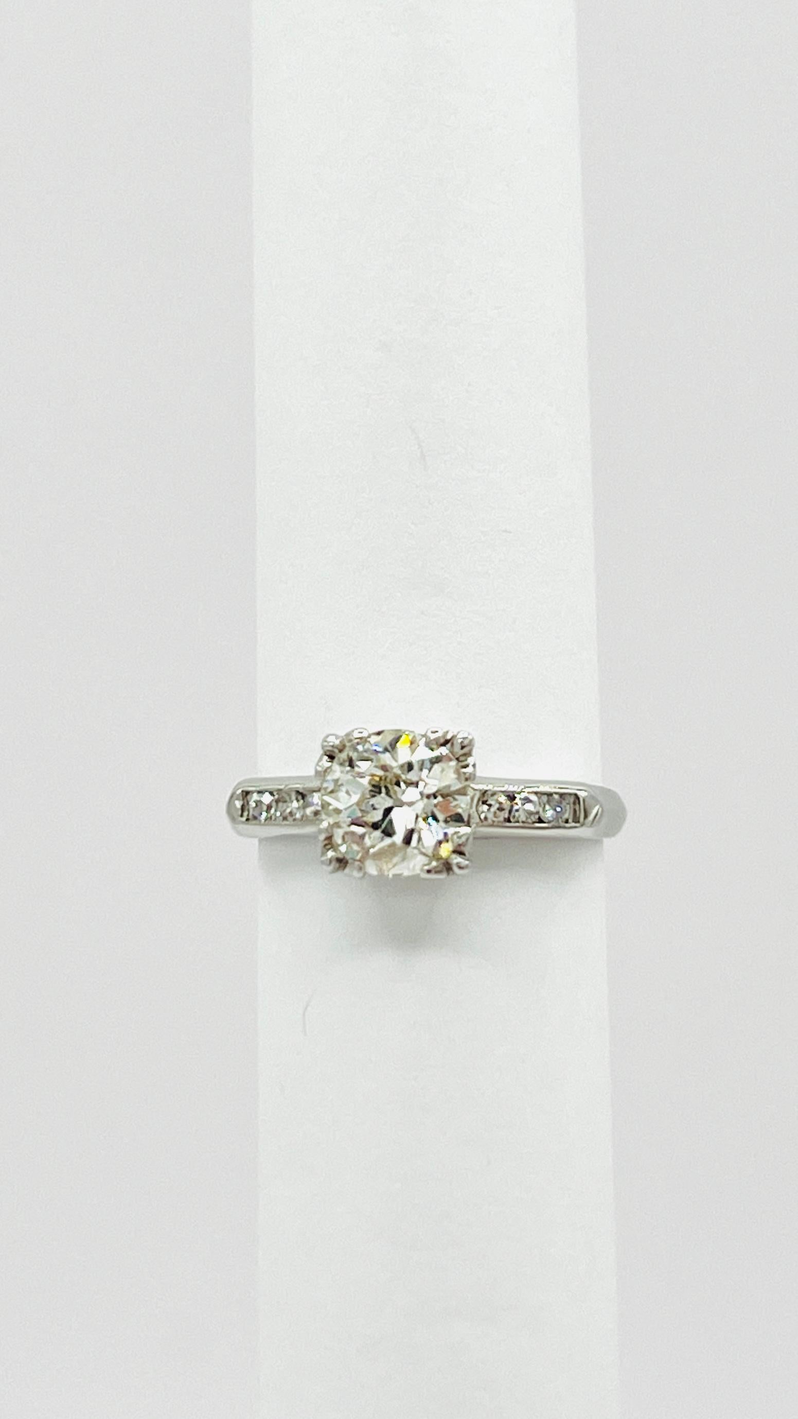 GIA Old European Round Diamond Ring in Platinum In New Condition For Sale In Los Angeles, CA
