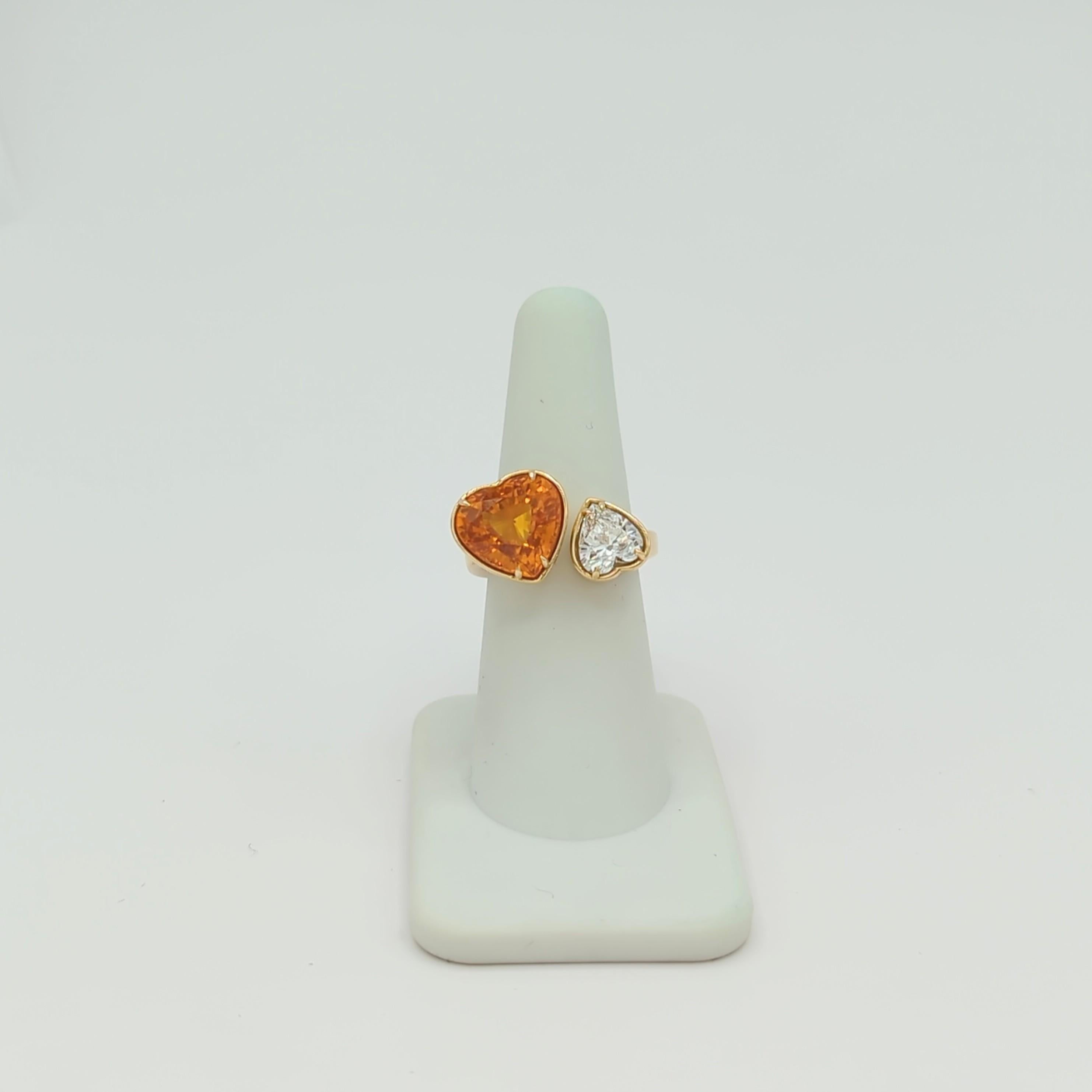 Women's or Men's GIA Orange Sapphire and White Diamond Toi Et Moi Ring in 18K Yellow Gold For Sale