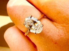 GIA Oval diamond ring 18KT gold two tone ring 1.50 carats diamond ring VS2 F