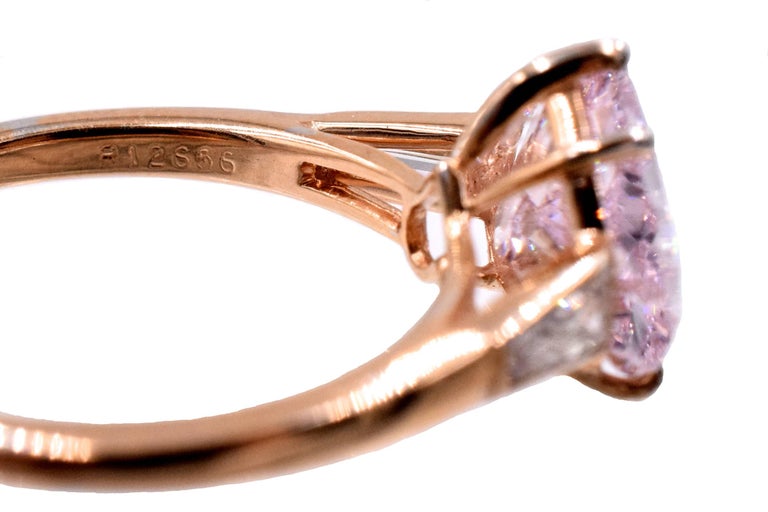 Artist NALLY GIA Pink Color Heart Shape Diamond Ring For Sale