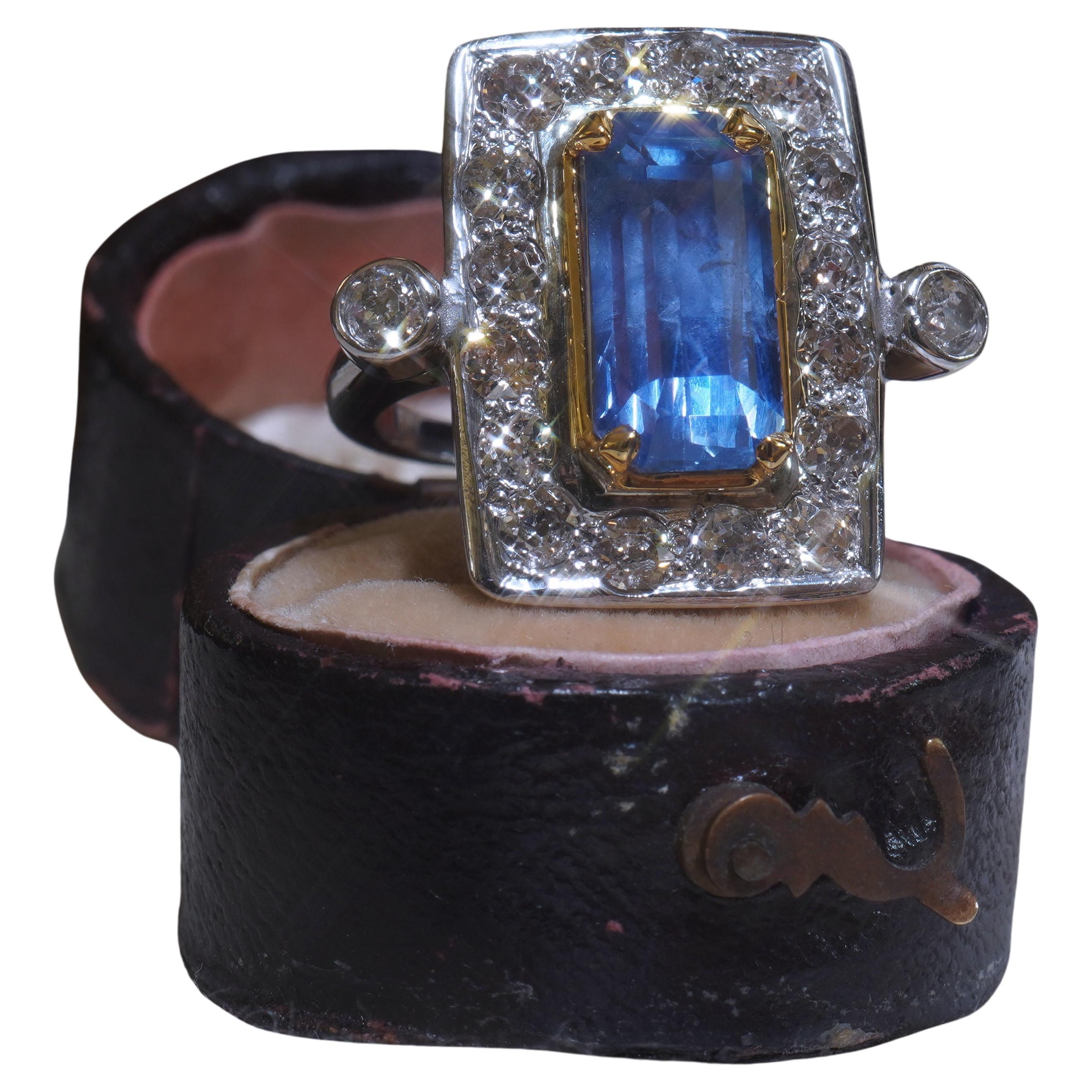 Old South Jewels proudly presents...VINTAGE LUXURY... GIA CERTIFIED PLATINUM & 18K 8.32 CARAT UNHEATED SAPPHIRE DIAMOND ANTIQUE RING AND BOX.   6.23 CARAT TRANSPARENT BLUE GIA CERTIFIED RARE NO HEAT NATURAL CEYLON SAPPHIRE.   (This Gorgeous Vintage