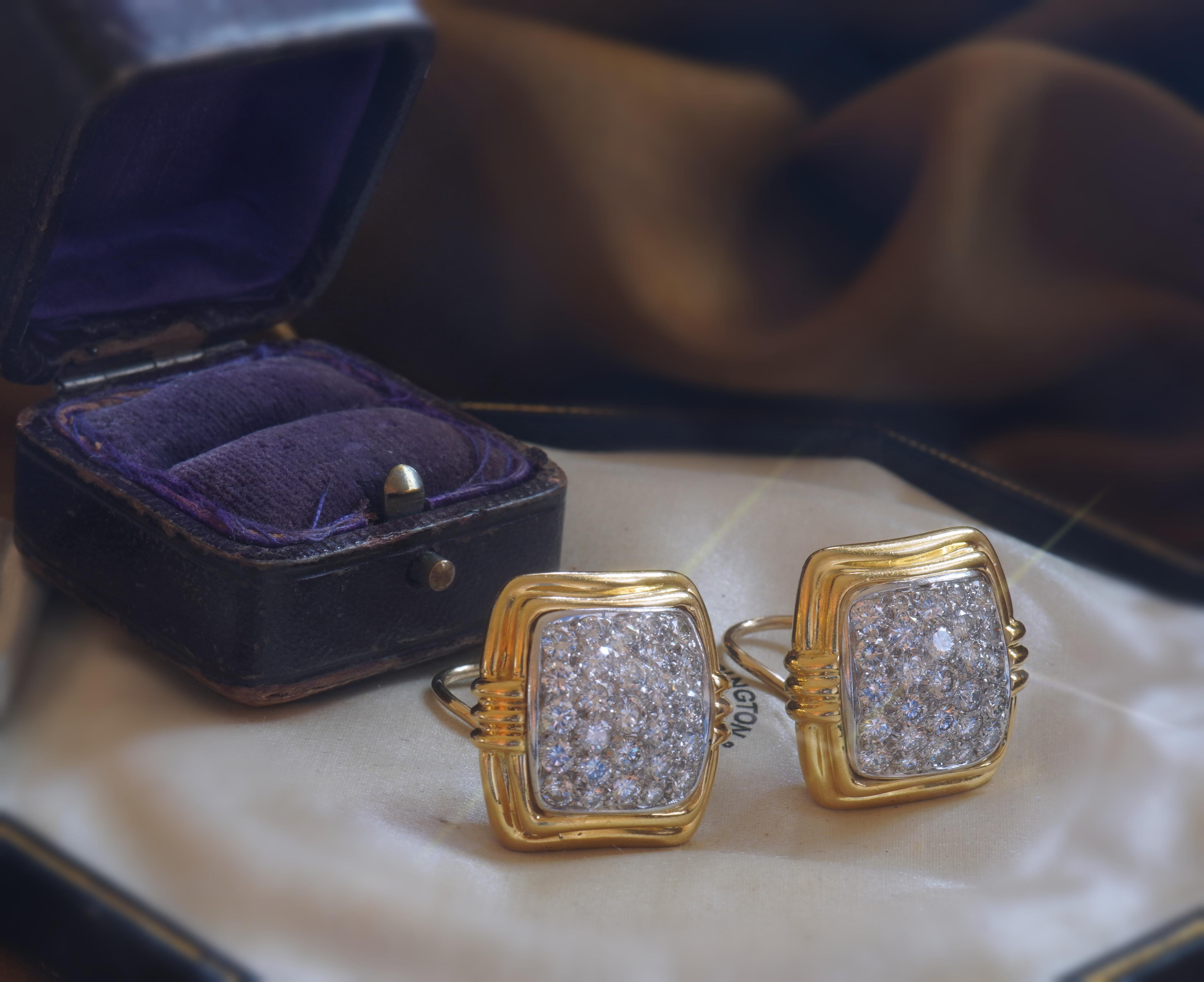 GIA Platinum 18K Diamond VVS Vintage Earrings Gold Natural HUGE Fine 4.86 Carats In Excellent Condition For Sale In Sylvania, GA
