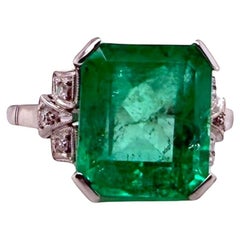 GIA Platinum Art Deco 5.47 Carat Colombian Emerald Ring