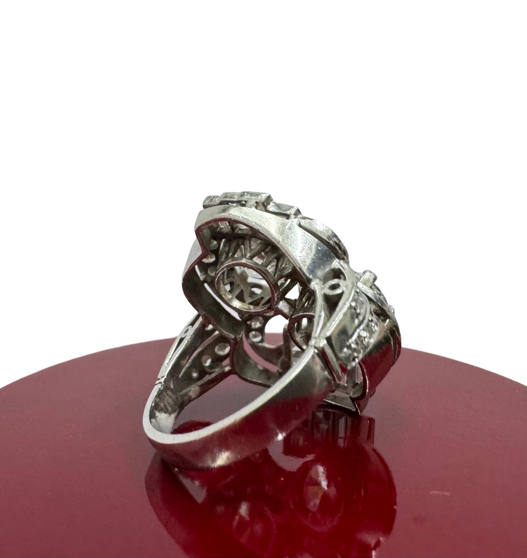 GIA Certified 6.00 CTW Art Deco Platinum Toi et Moi Diamond Ring For Sale 2