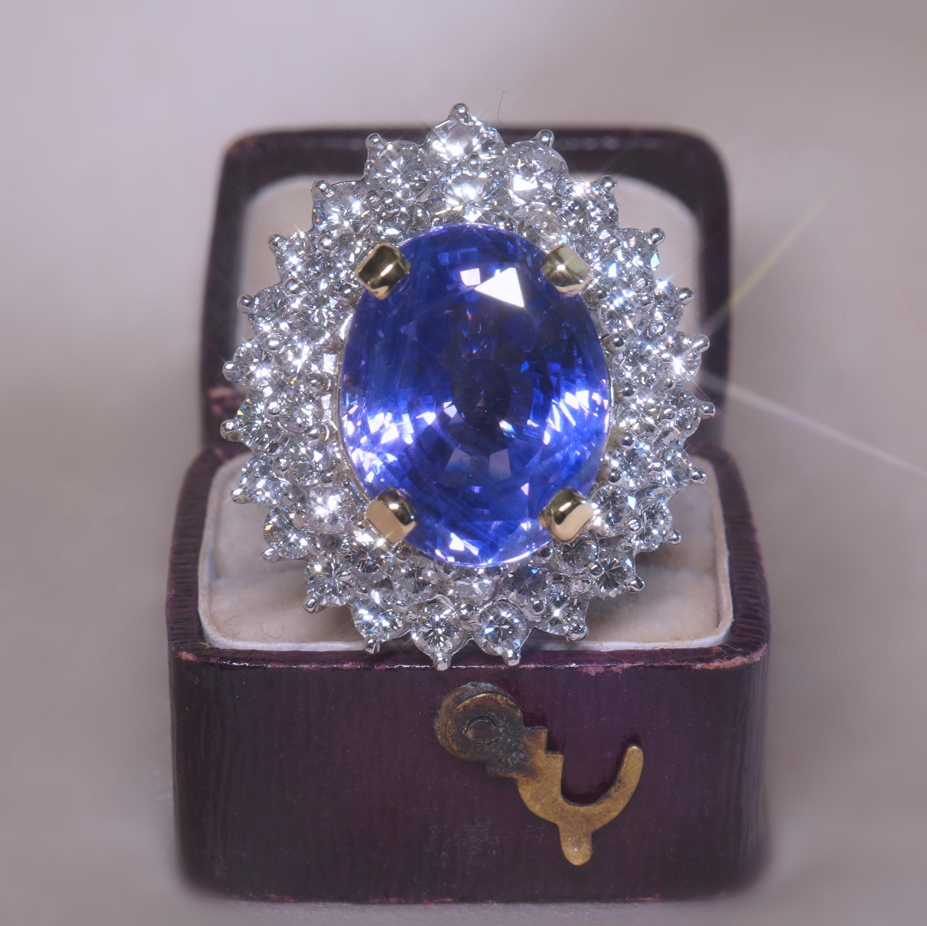 GIA Platinum Blue Sapphire No Heat Diamond Ring Vintage 18K Huge Fine 21.28 Cts In Excellent Condition For Sale In Sylvania, GA
