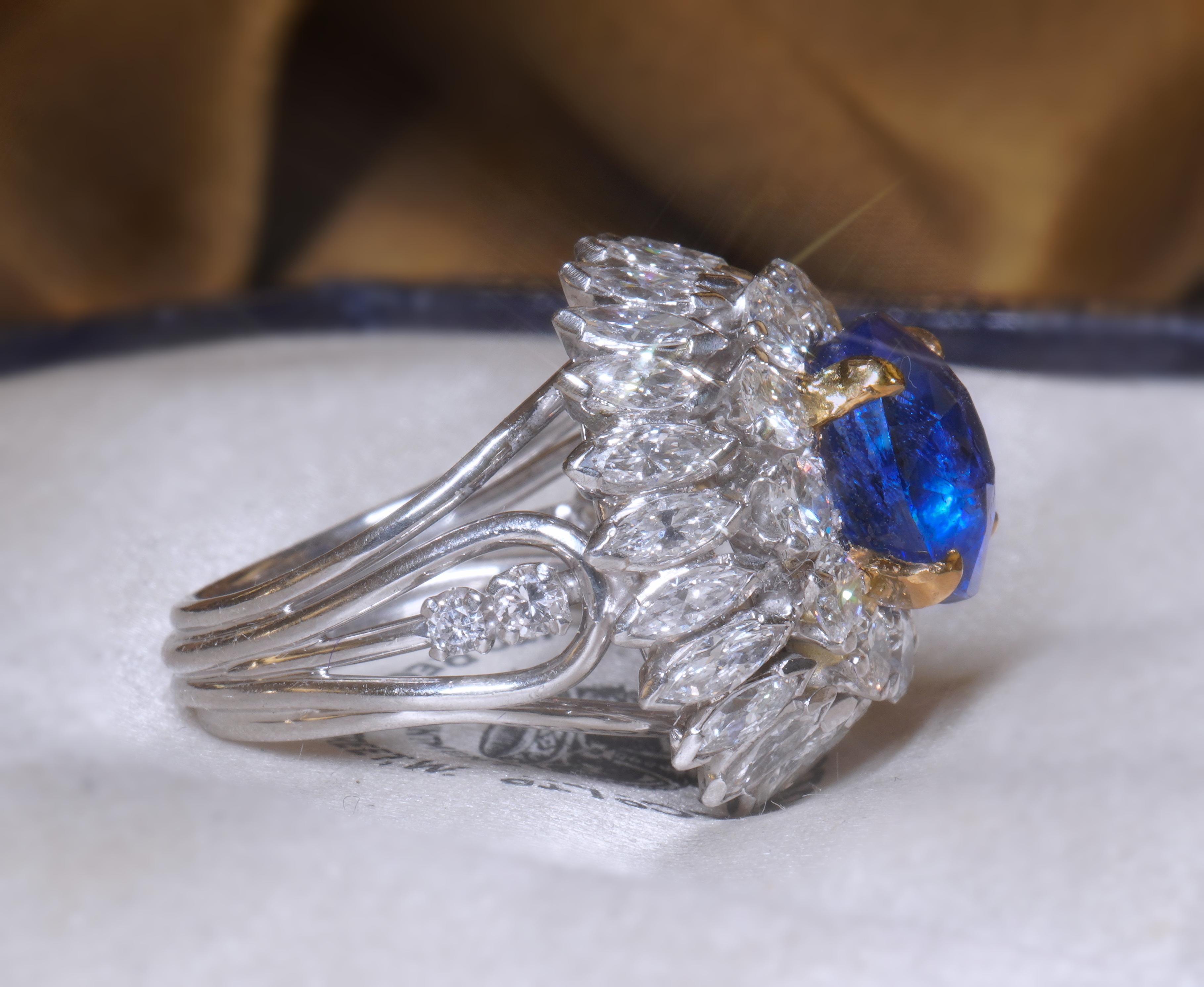 GIA Platinum Blue Sapphire Ring No Heat Sri Lanka 18K Diamond Vintage 11.27 CTS Excellent état - En vente à Sylvania, GA