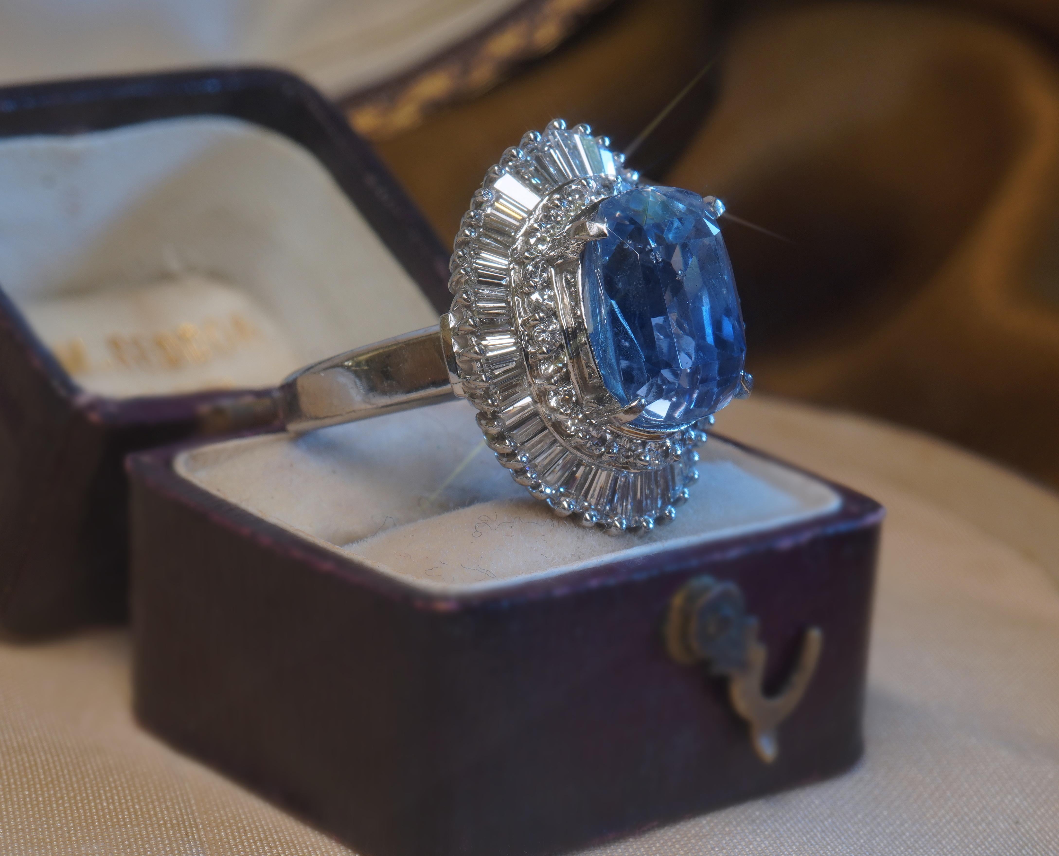 GIA Platinum Blue Sapphire Unheated Diamond Ring Vintage Natural Fine 9.38 Cts In Excellent Condition For Sale In Sylvania, GA