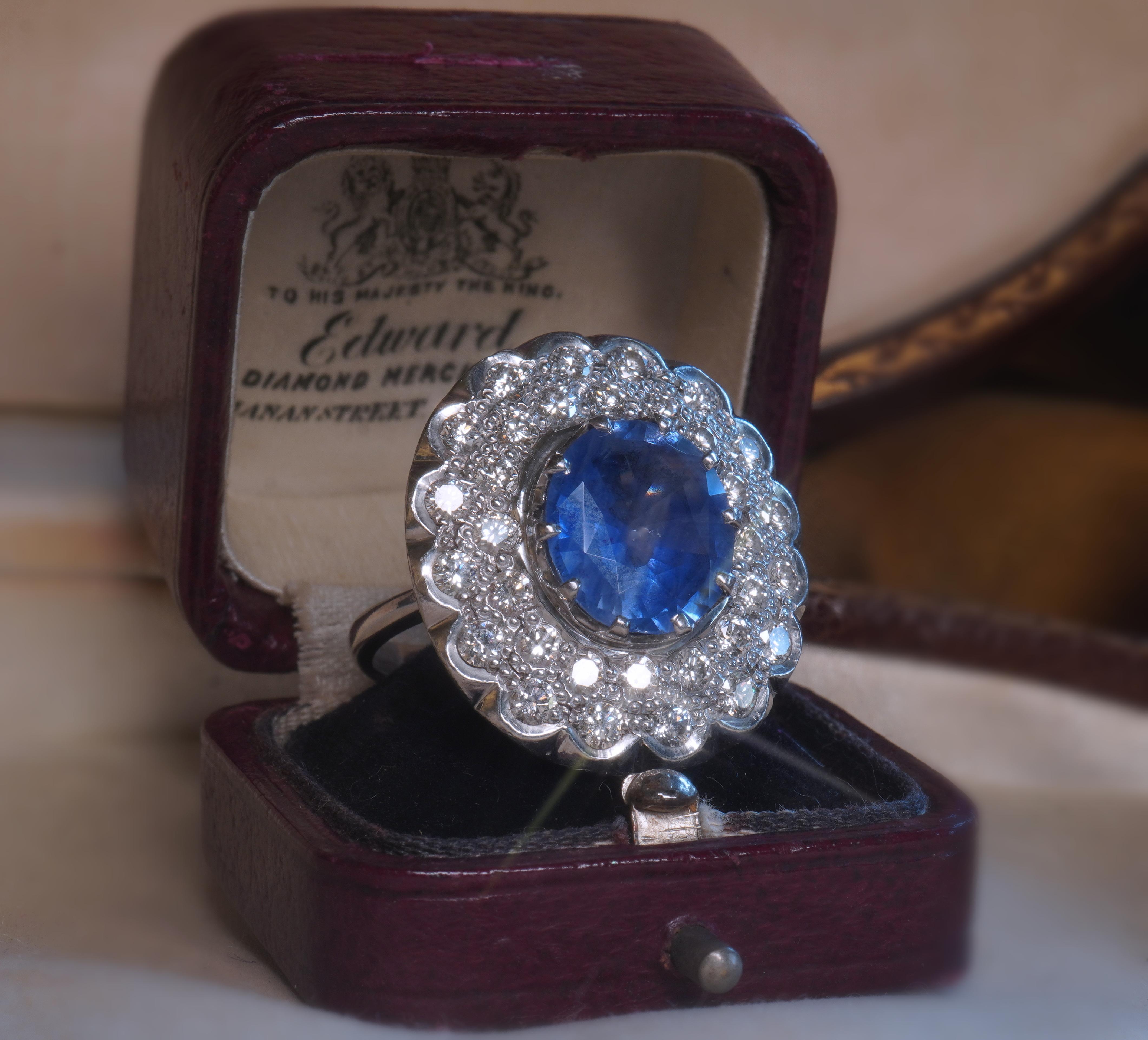 Bague Ceylan très fine de 9,17 carats en platine, saphir bleu VS et diamant certifié GIA, sans chaleur en vente 2