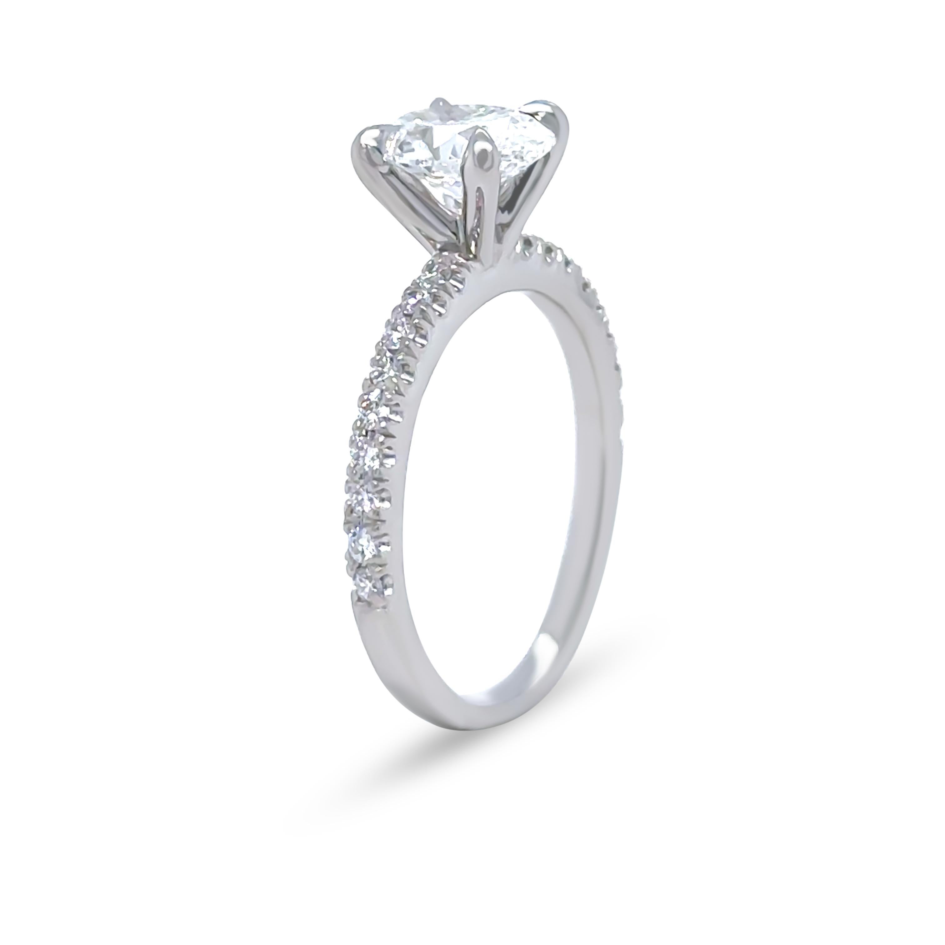 GIA Platinum Oval Cut Diamond Ring 1.22ct 3.92g For Sale 1