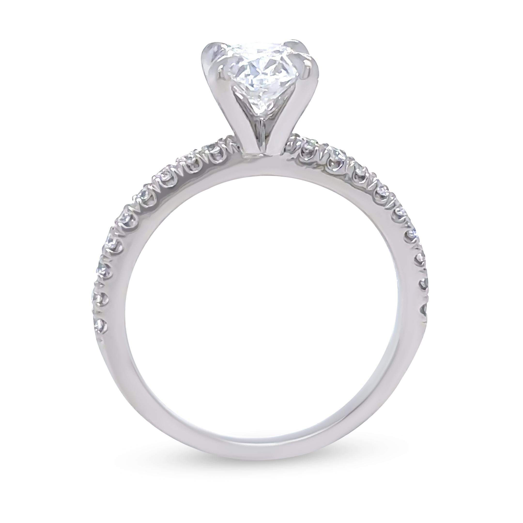 GIA Platinum Oval Cut Diamond Ring 1.22ct 3.92g For Sale 3