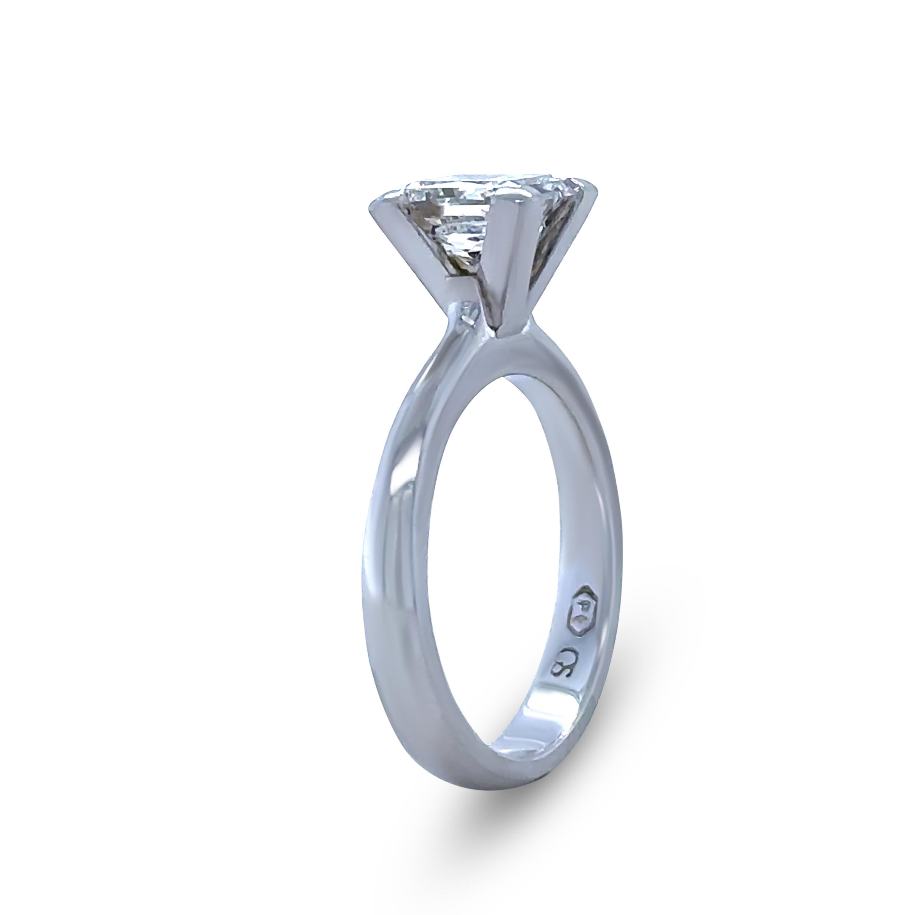 GIA Anillo de compromiso de diamantes talla princesa en platino 1,56 ct en venta 4
