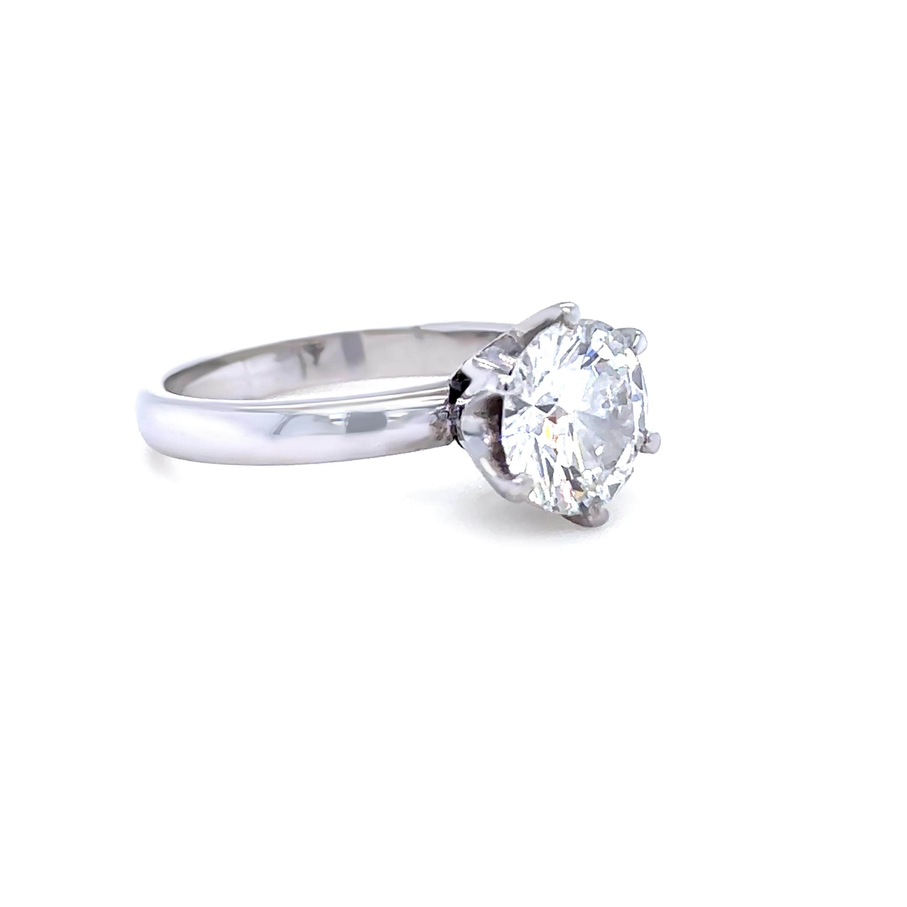 Round Cut GIA Platinum Round Brilliant Cut Diamond Engagement Ring 1.56ct For Sale