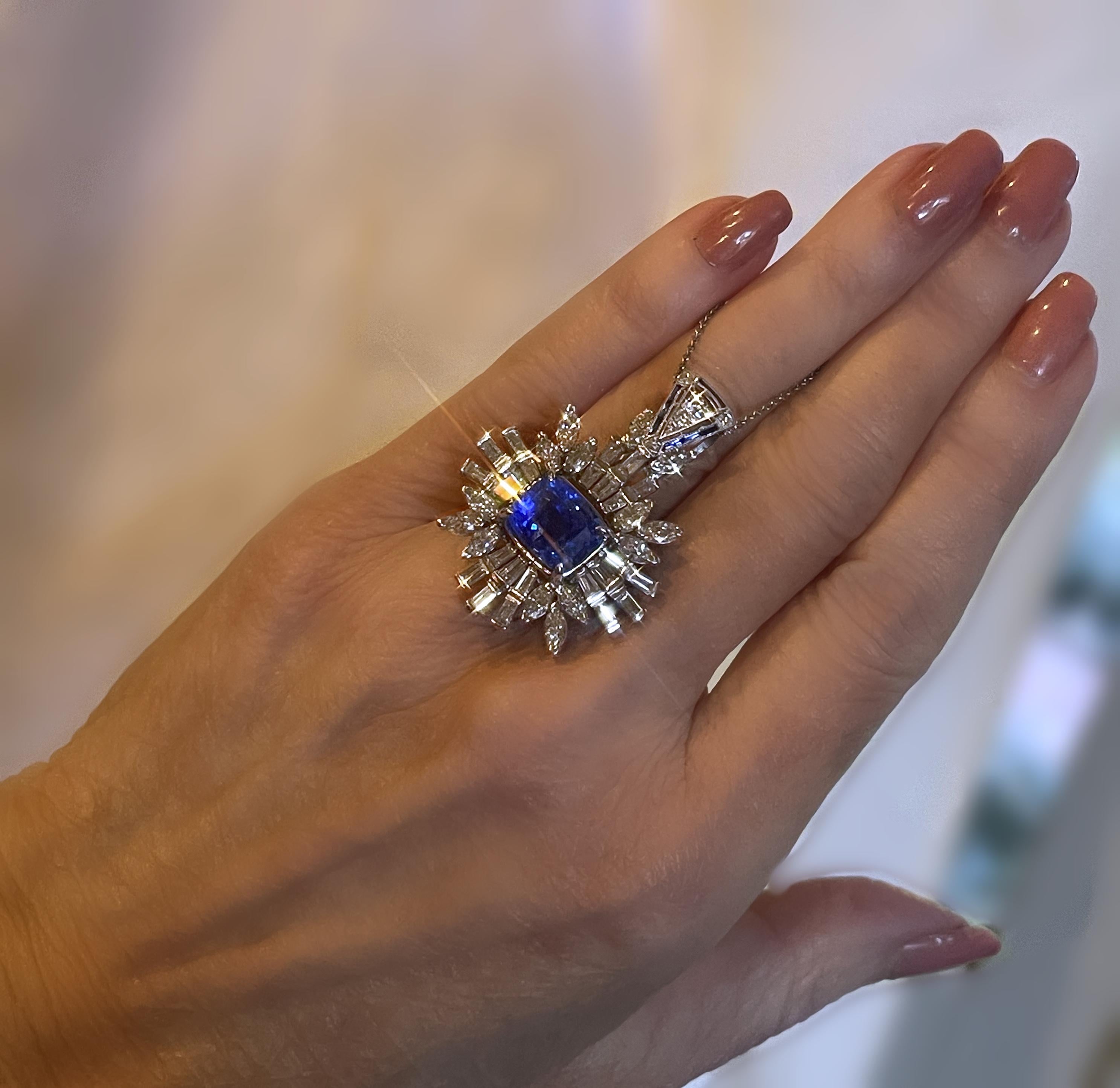 GIA Platino Zaffiro Diamante non riscaldato Ciondolo Vintage VS Collana 14,13 Carati in vendita 4