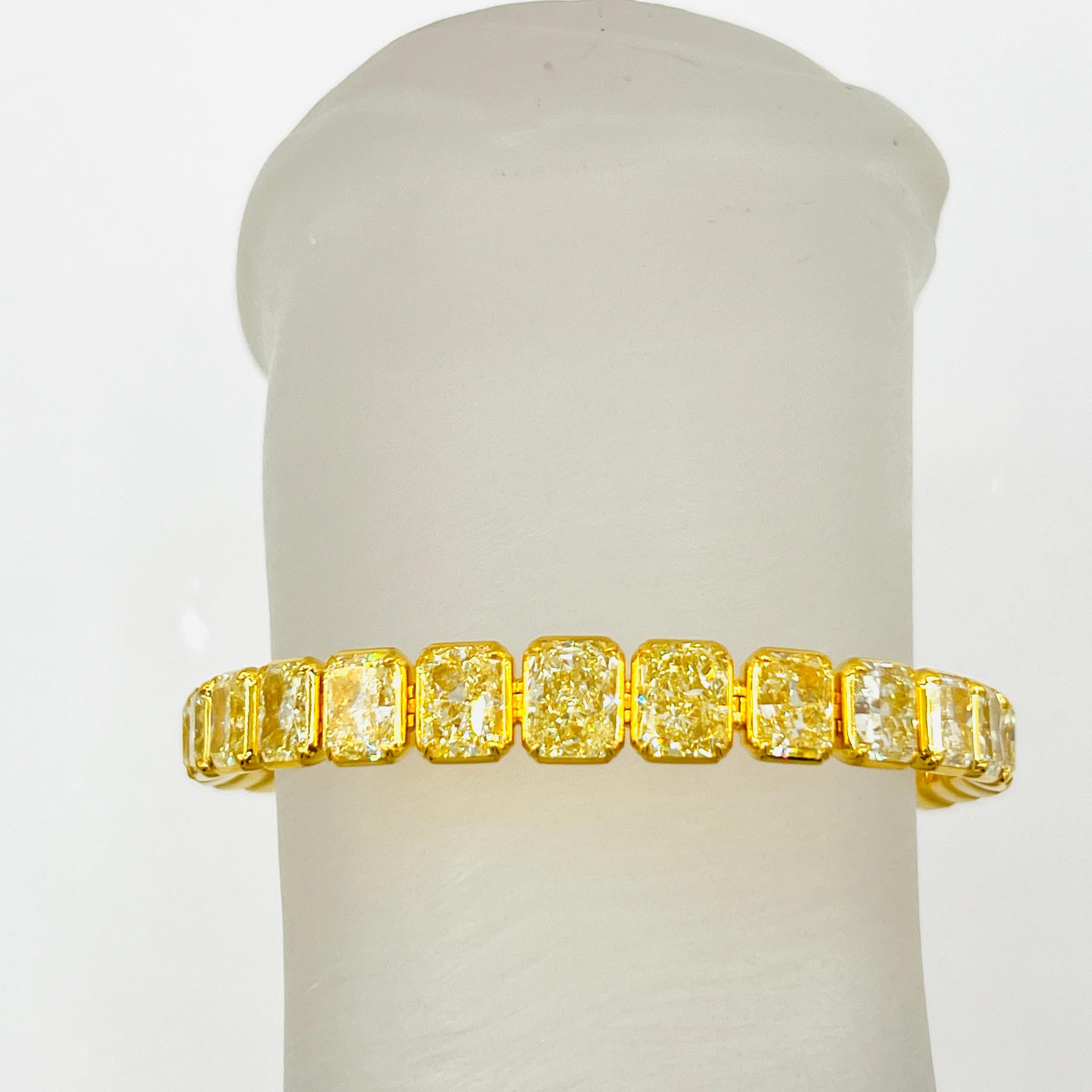 GIA  Riviera-Armband aus 18 Karat Gelbgold mit Diamanten im Strahlenschliff im Zustand „Neu“ im Angebot in Los Angeles, CA