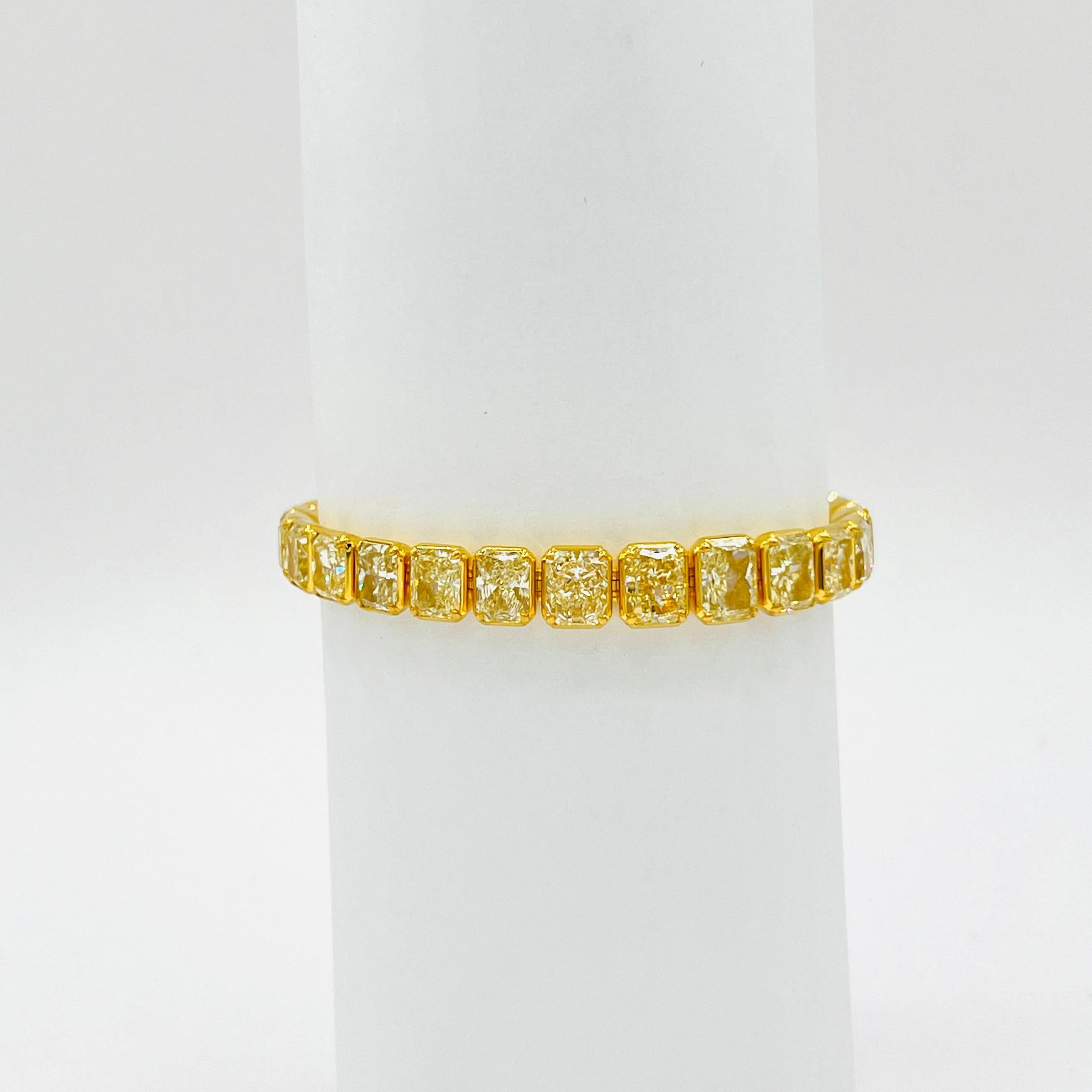 GIA  Riviera-Armband aus 18 Karat Gelbgold mit Diamanten im Strahlenschliff im Angebot 2