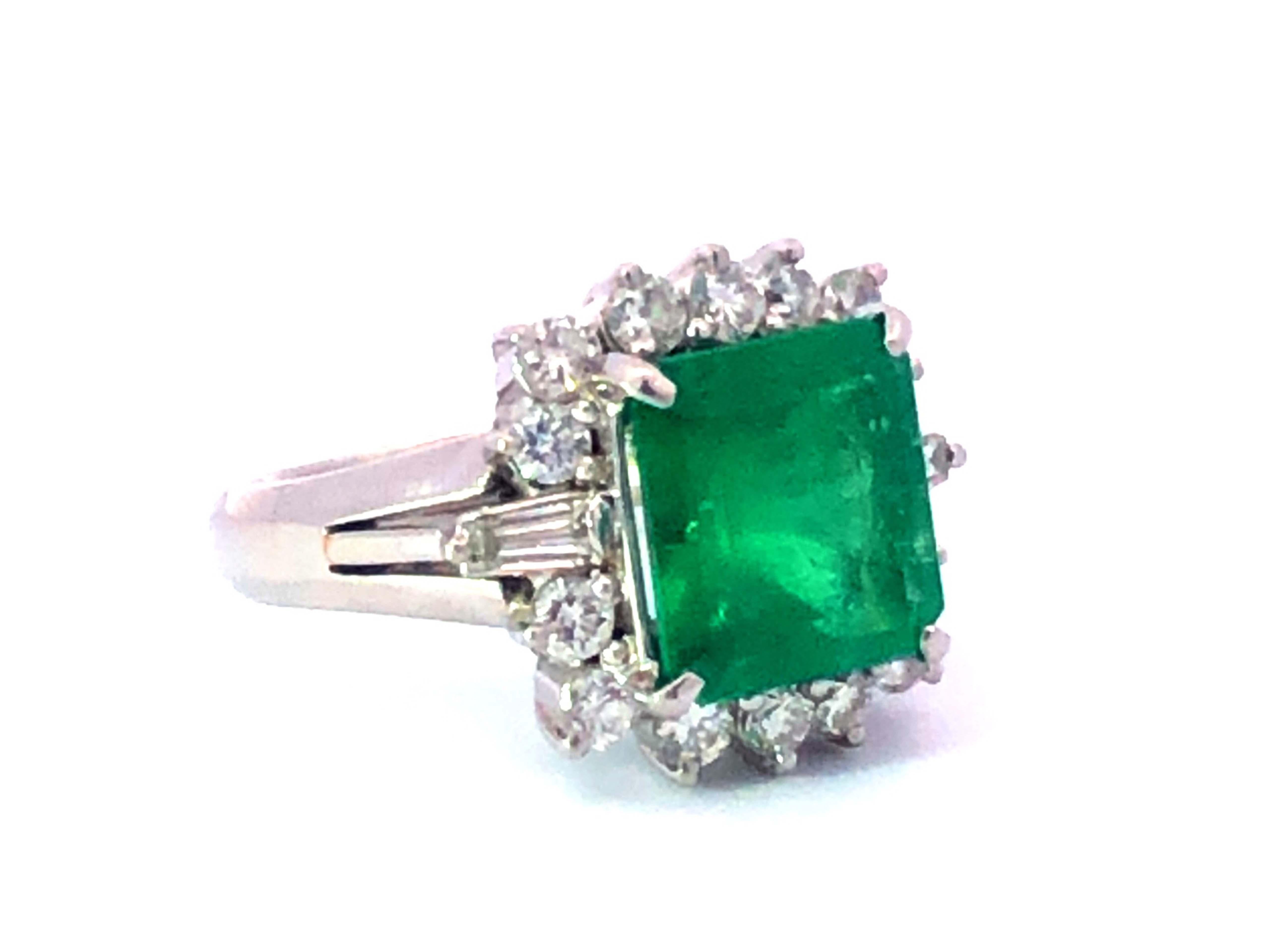 GIA Rare 4.24 Ct. Fine Colombian Emerald & Diamond Platinum Ring In Excellent Condition For Sale In Honolulu, HI
