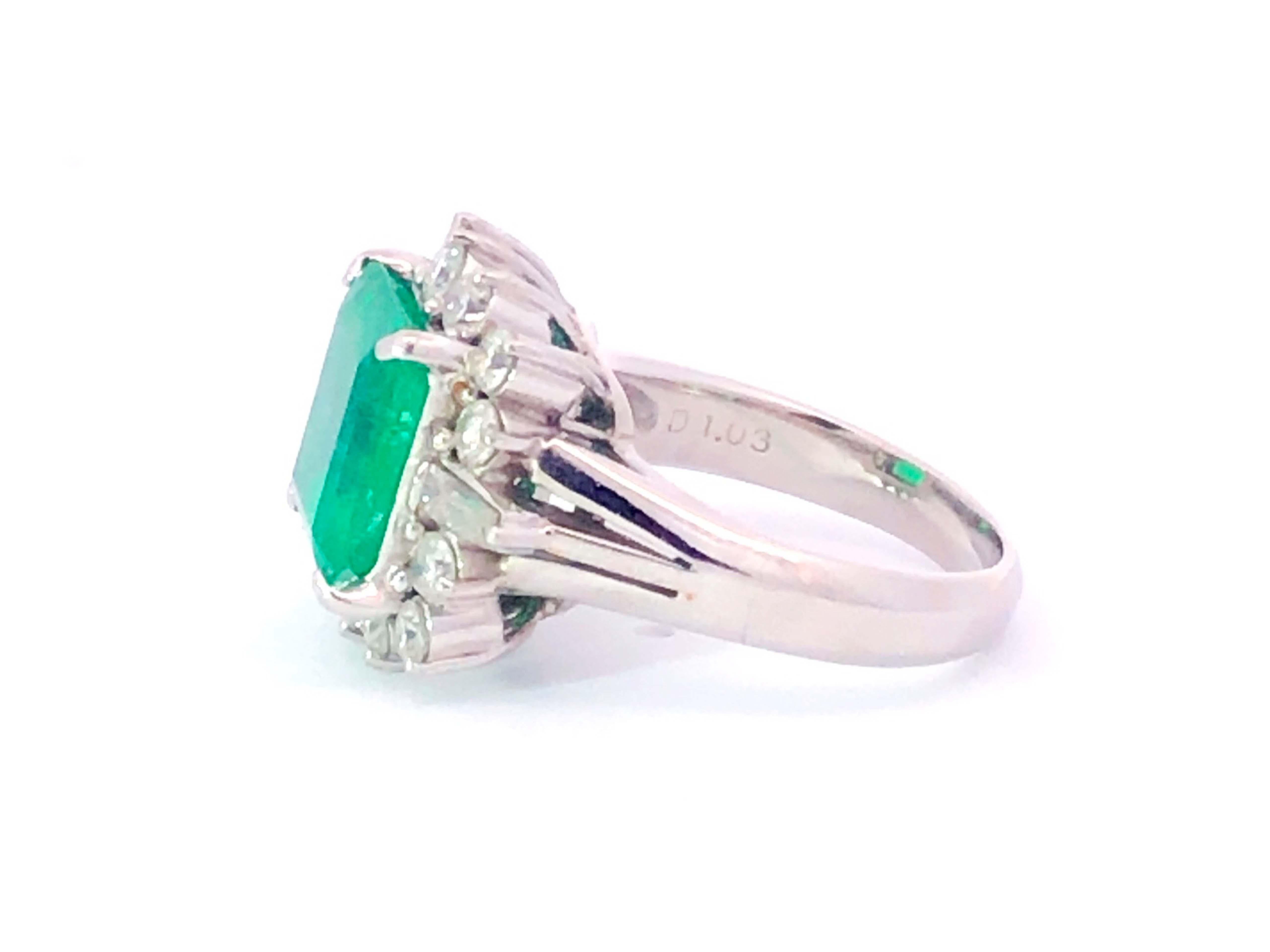 GIA Rare 4.24 Ct. Fine Colombian Emerald & Diamond Platinum Ring For Sale 2