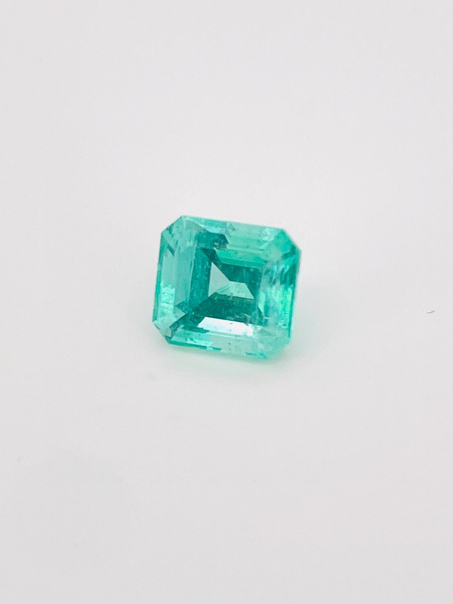 GIA Rare No Oil Emerald 1.47carat Ural Russia origin Collection For Sale 1