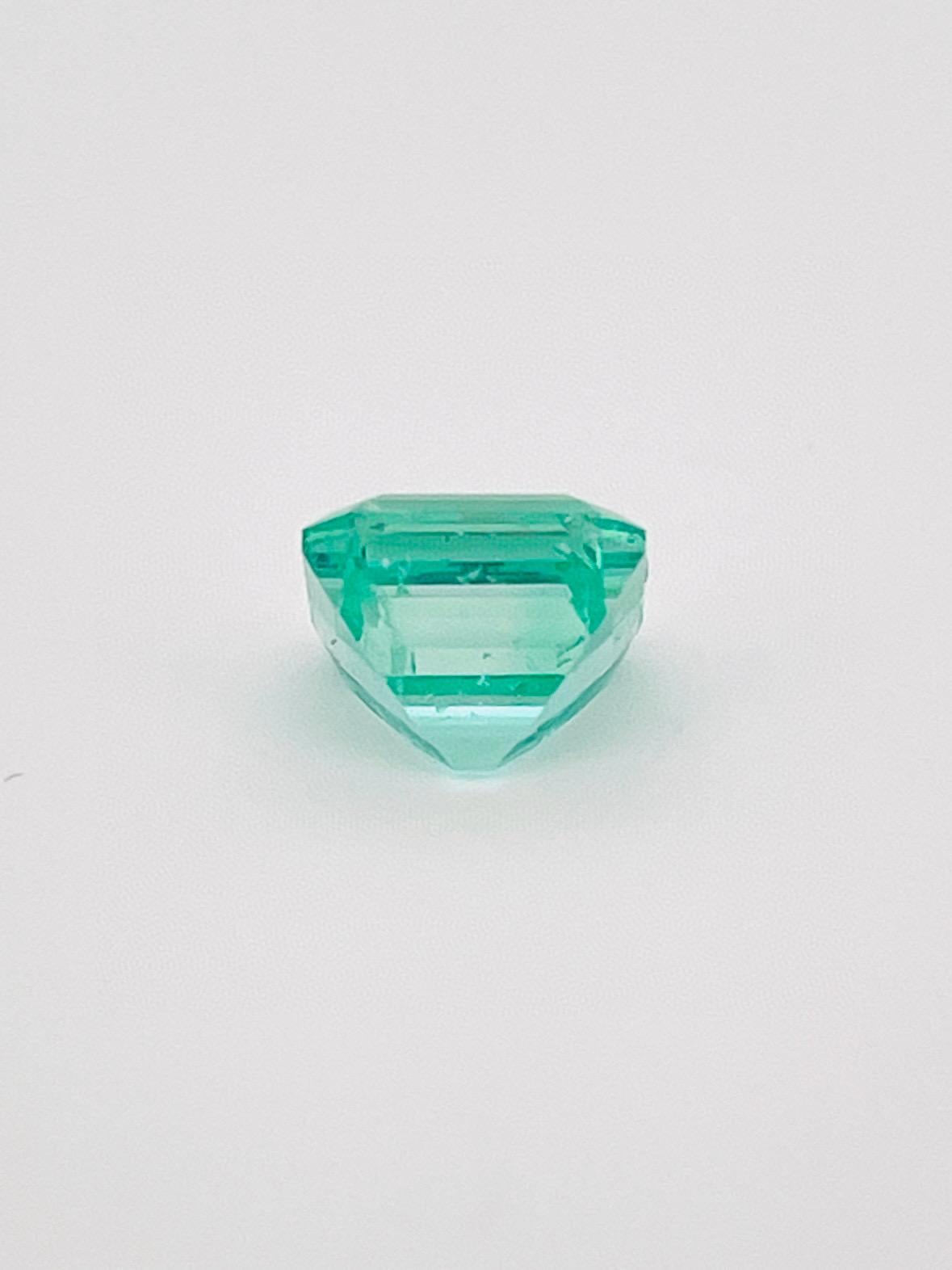 GIA Rare No Oil Emerald 1.47carat Ural Russia origin Collection For Sale 3