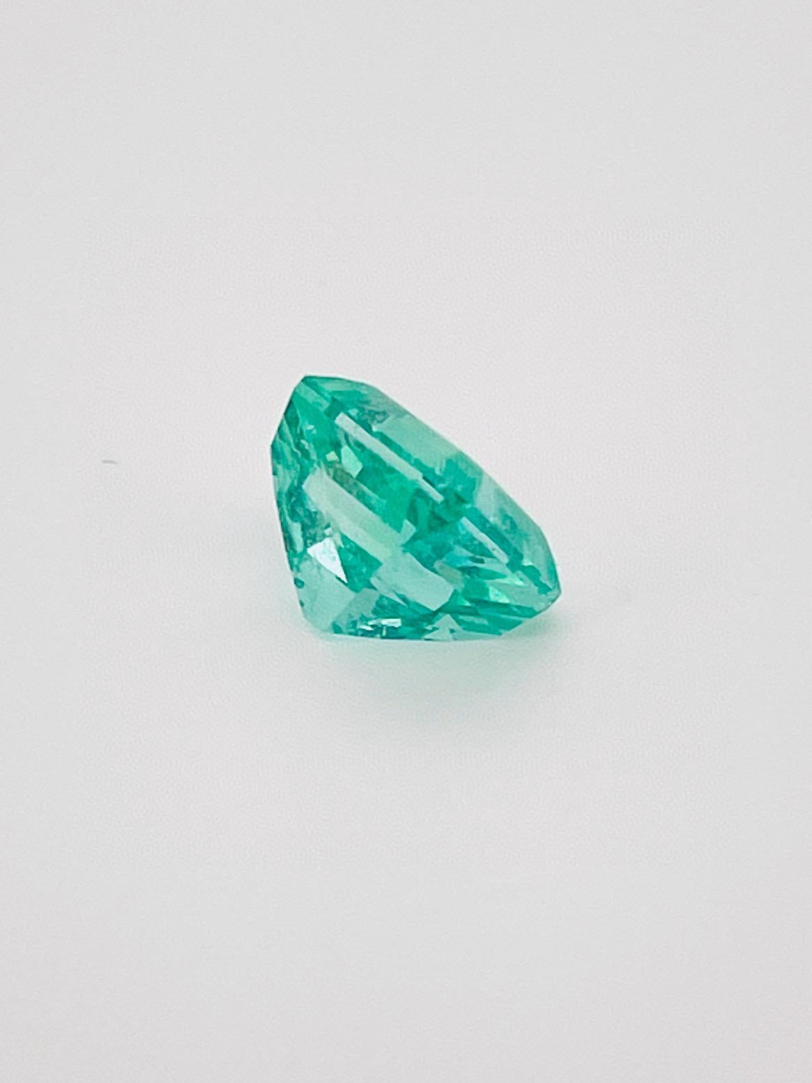 GIA Rare No Oil Emerald 1.47carat Ural Russia origin Collection For Sale 4