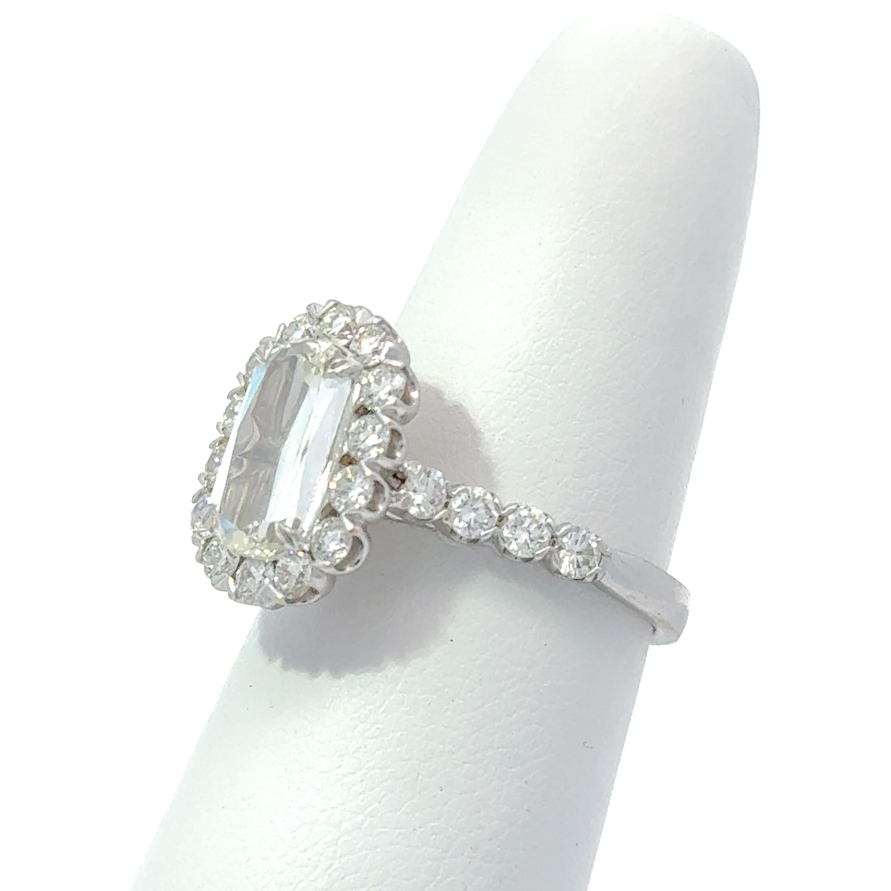 Rapport GIA 1.35ct Mod. Bague de fiançailles à diamant rectangulaire G/SI2 Taille 6.75 en vente 5