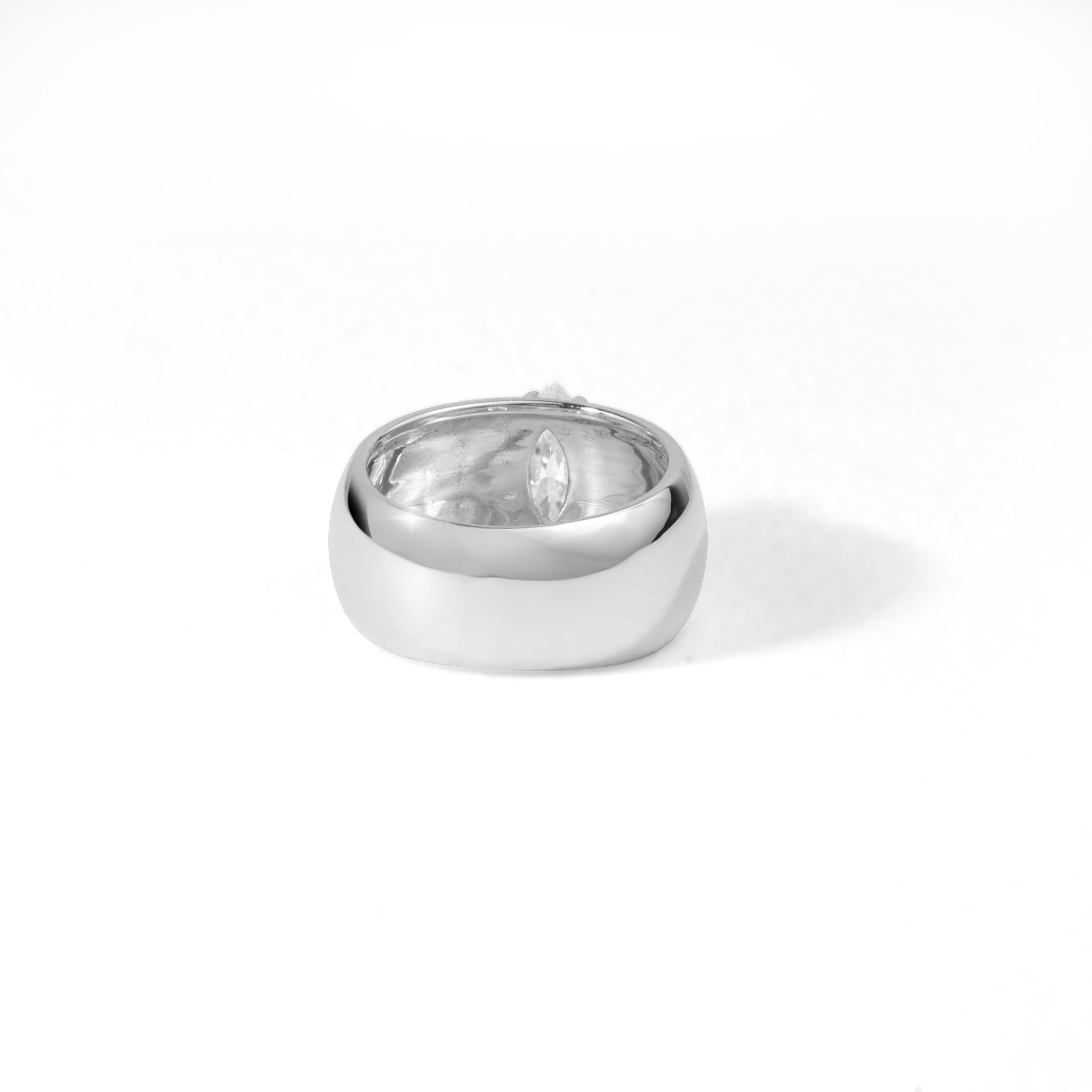 GIA Report Certified 0.5 Carat Marquise Diamond in 18k White Gold Chunky Band In New Condition For Sale In Jaipur, RJ